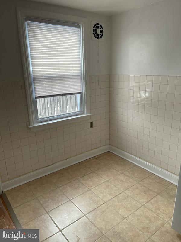 OVERBROOK - Residential Lease