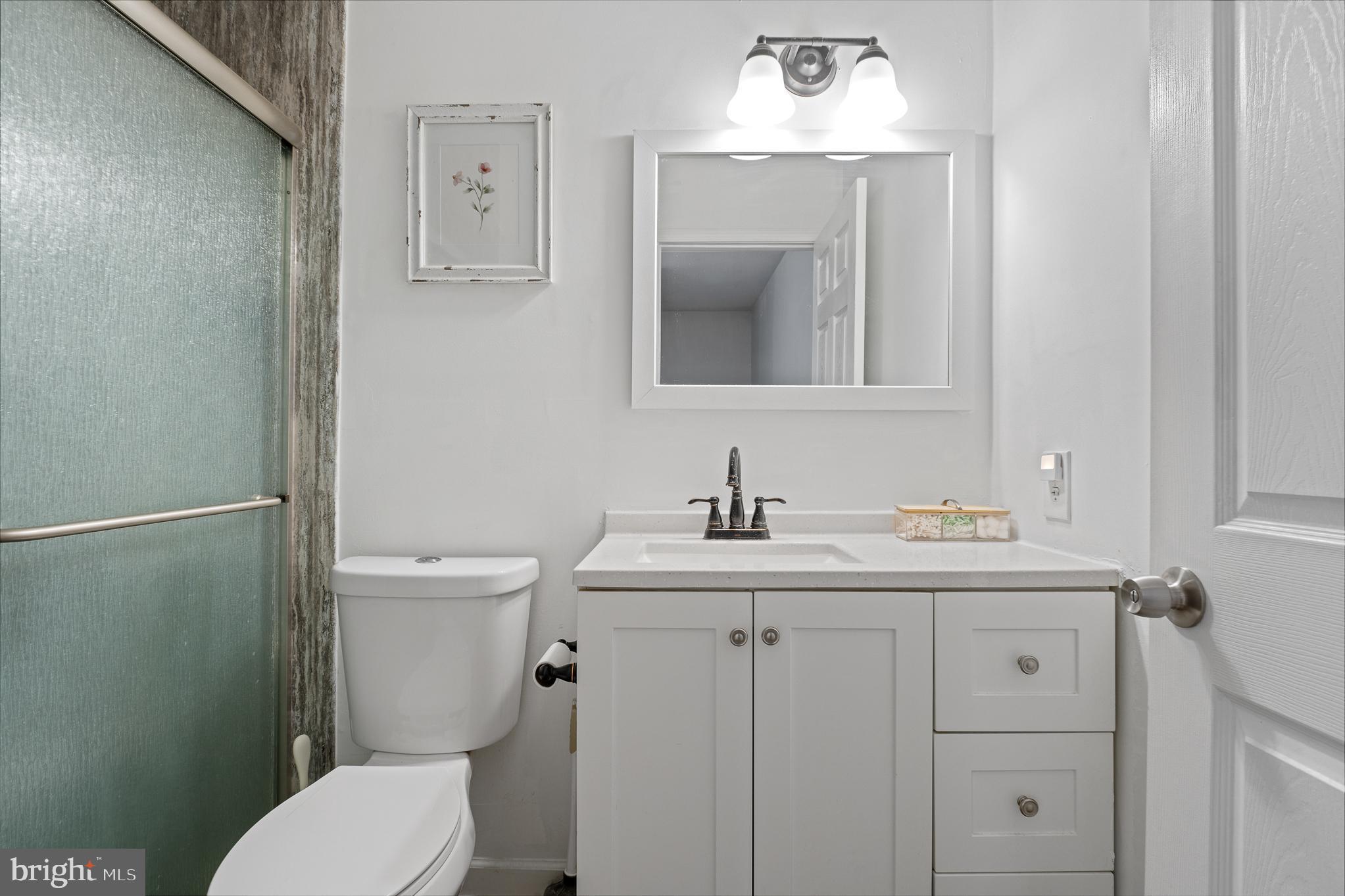 GOLDEN TREE - Residential