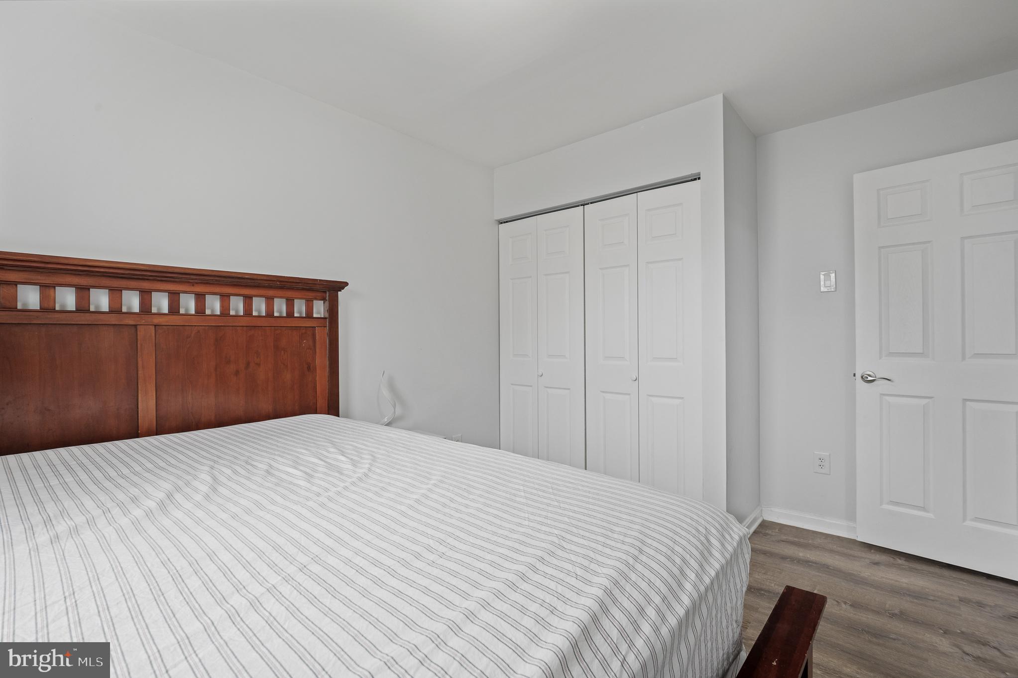 GOLDEN TREE - Residential