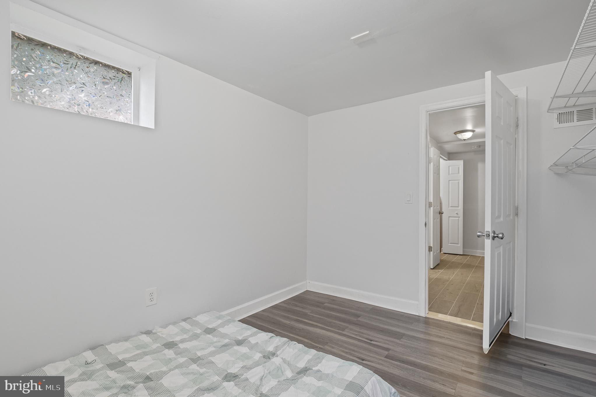 GOLDEN TREE - Residential