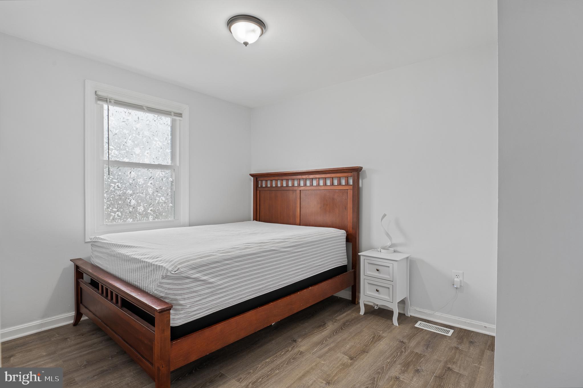 GOLDEN TREE - Residential