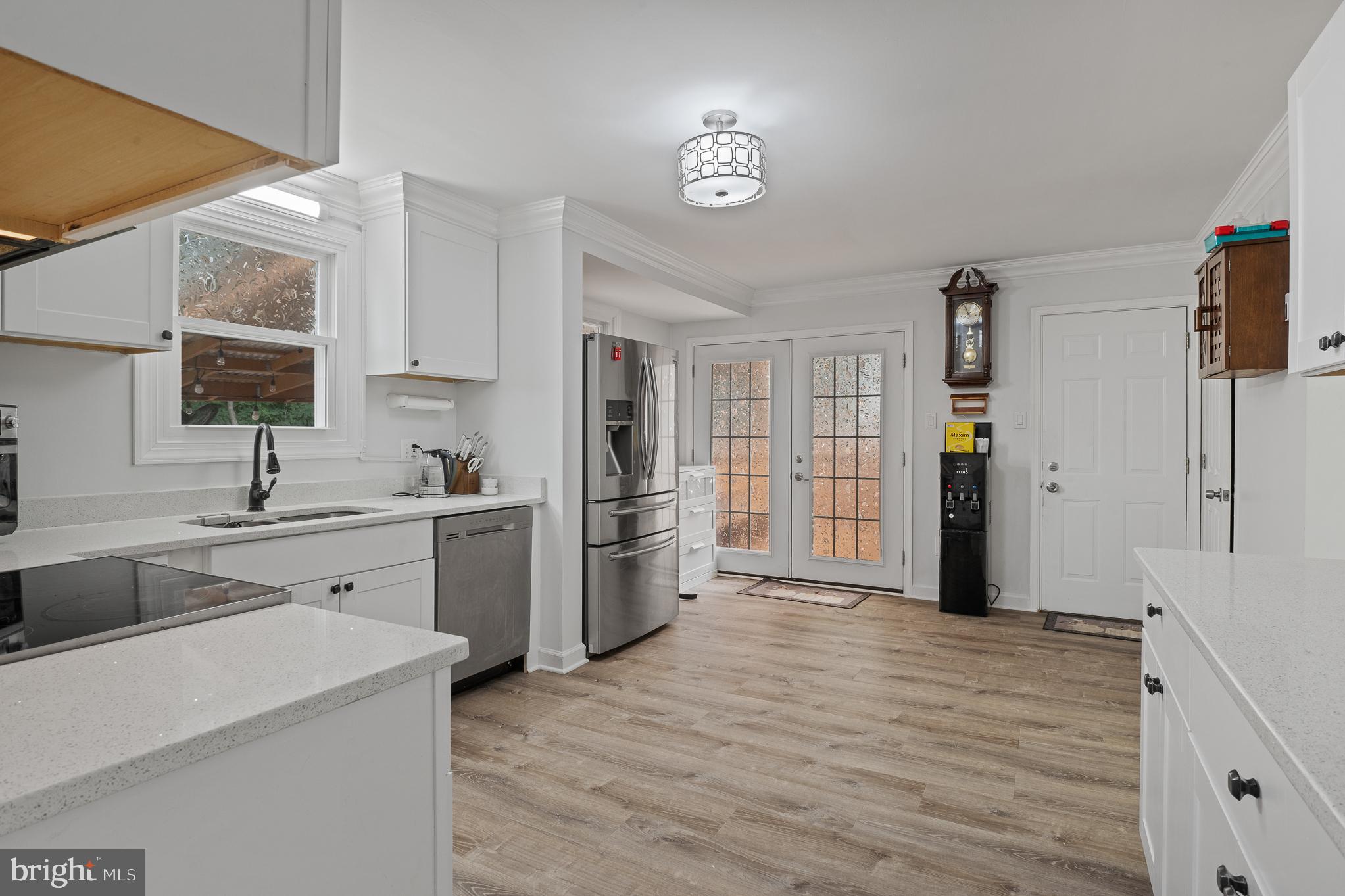 GOLDEN TREE - Residential