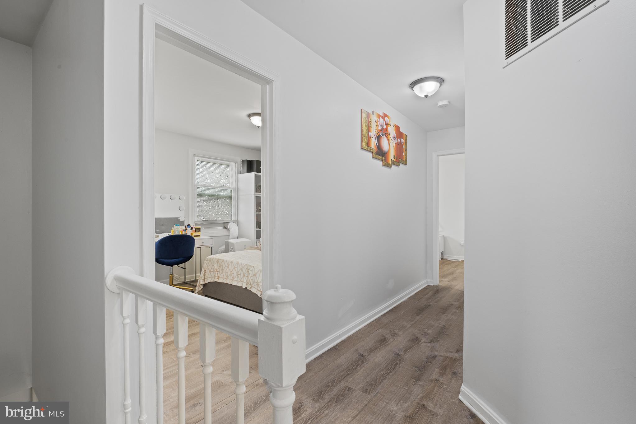 GOLDEN TREE - Residential