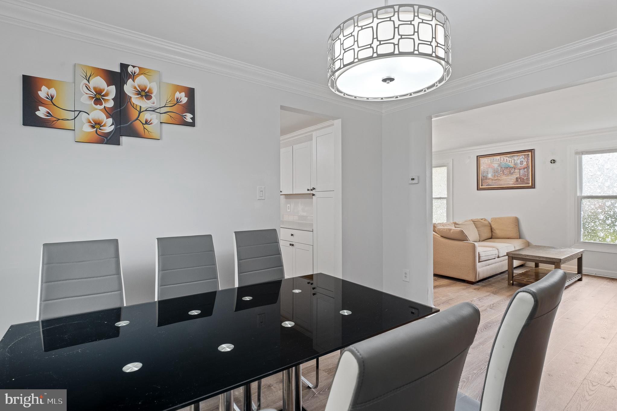 GOLDEN TREE - Residential