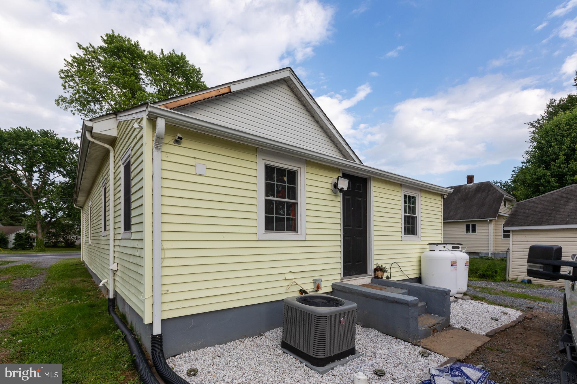 3625 WALNUT SHADE