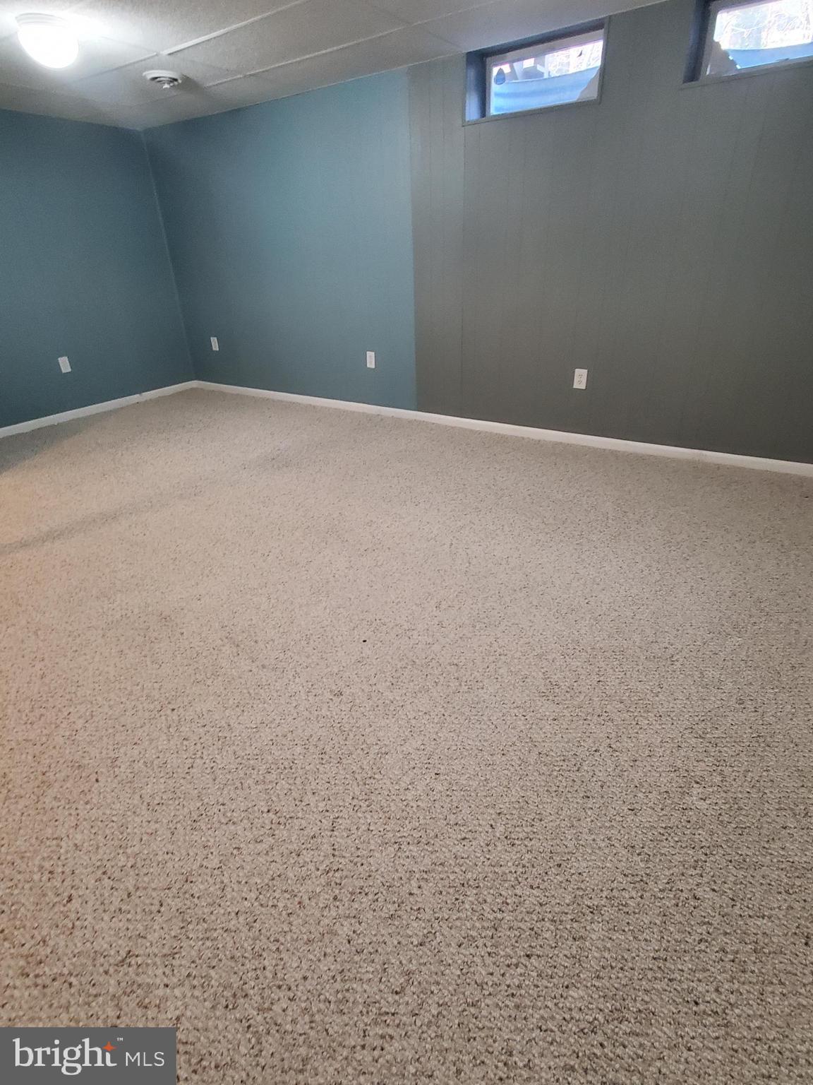 UPTON VILLAGE NORTH - Residential Lease