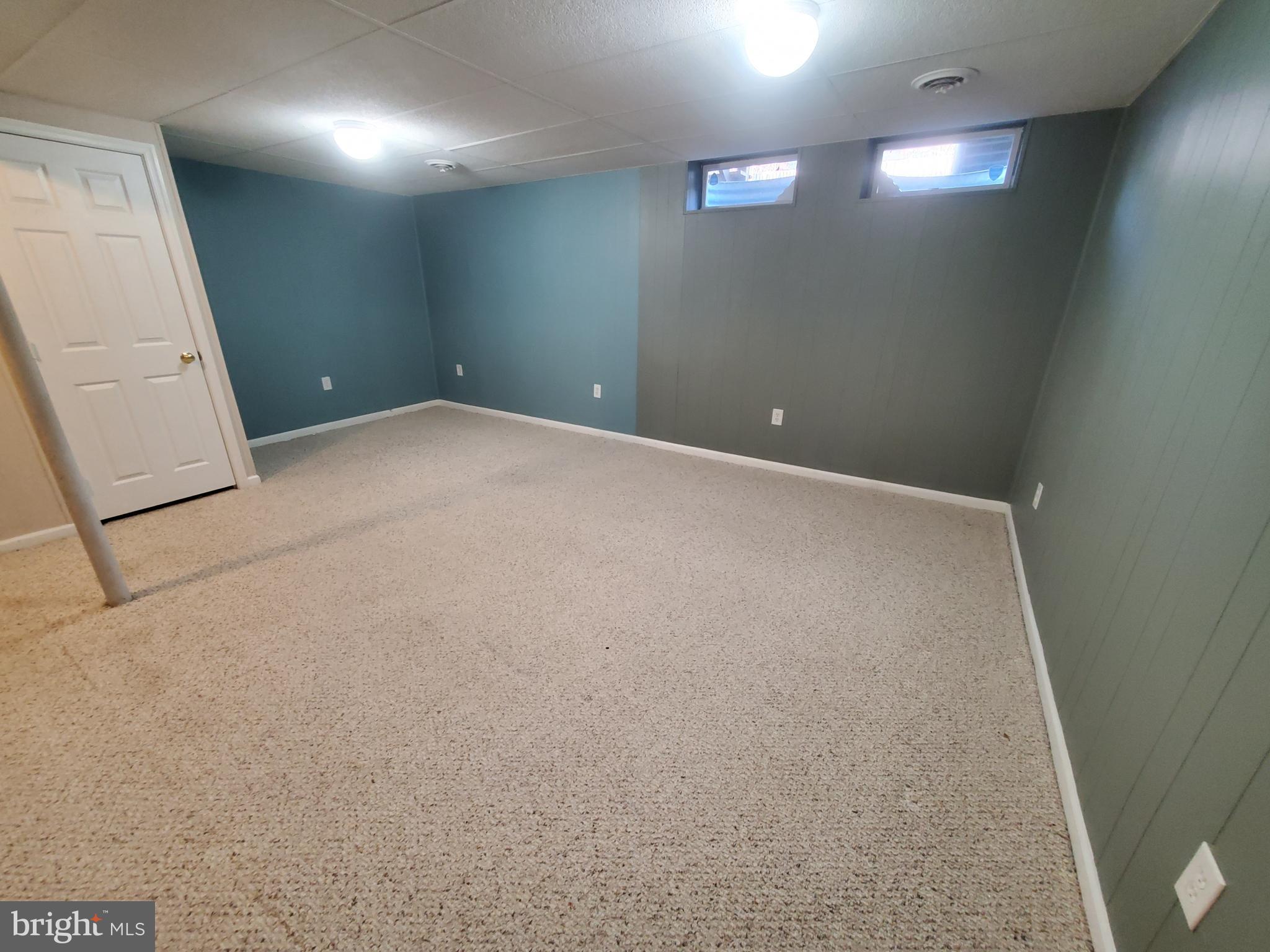 UPTON VILLAGE NORTH - Residential Lease