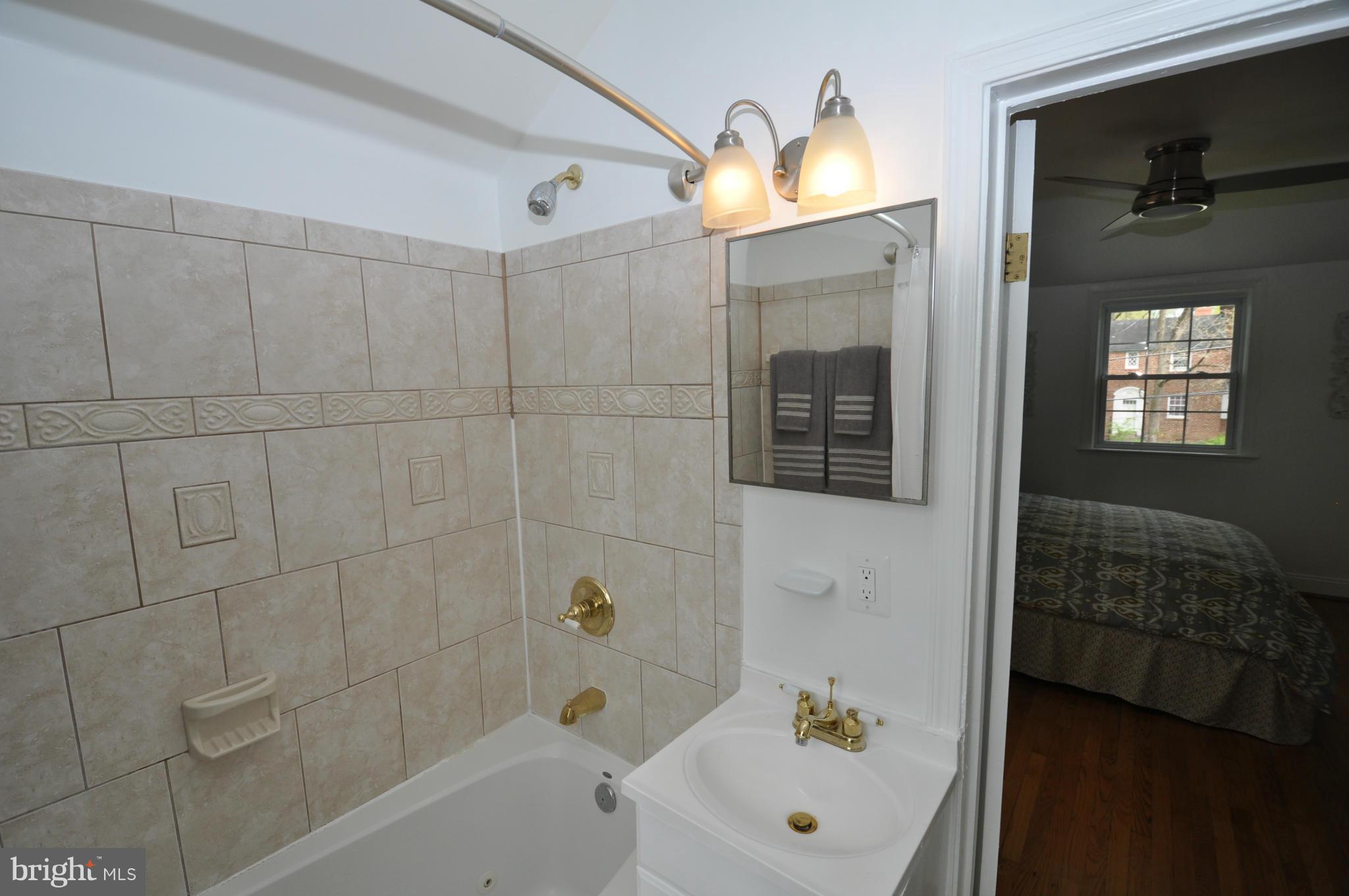 WOODSIDE FOREST - Residential