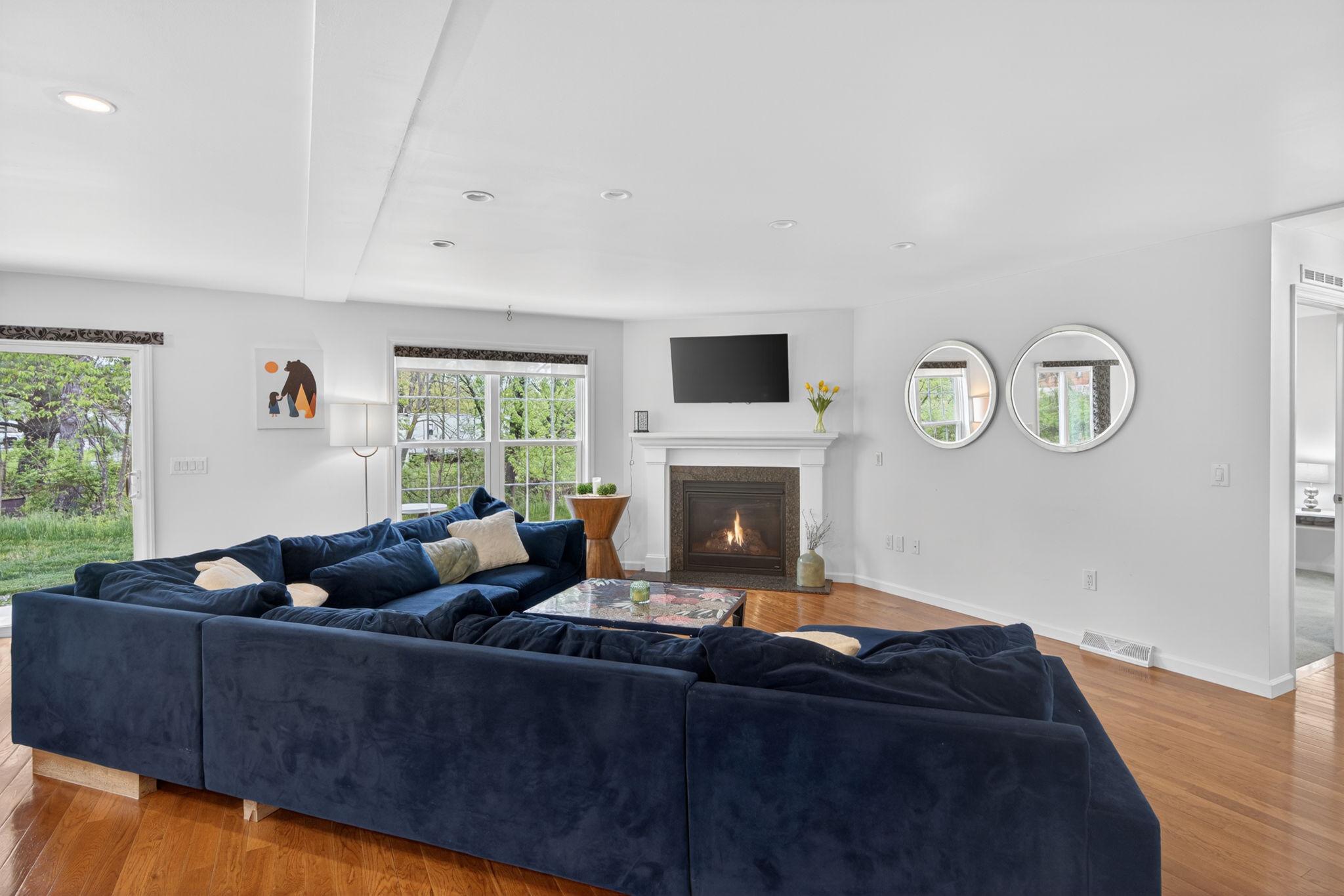 SPRING VALLEY VILLAG - Residential
