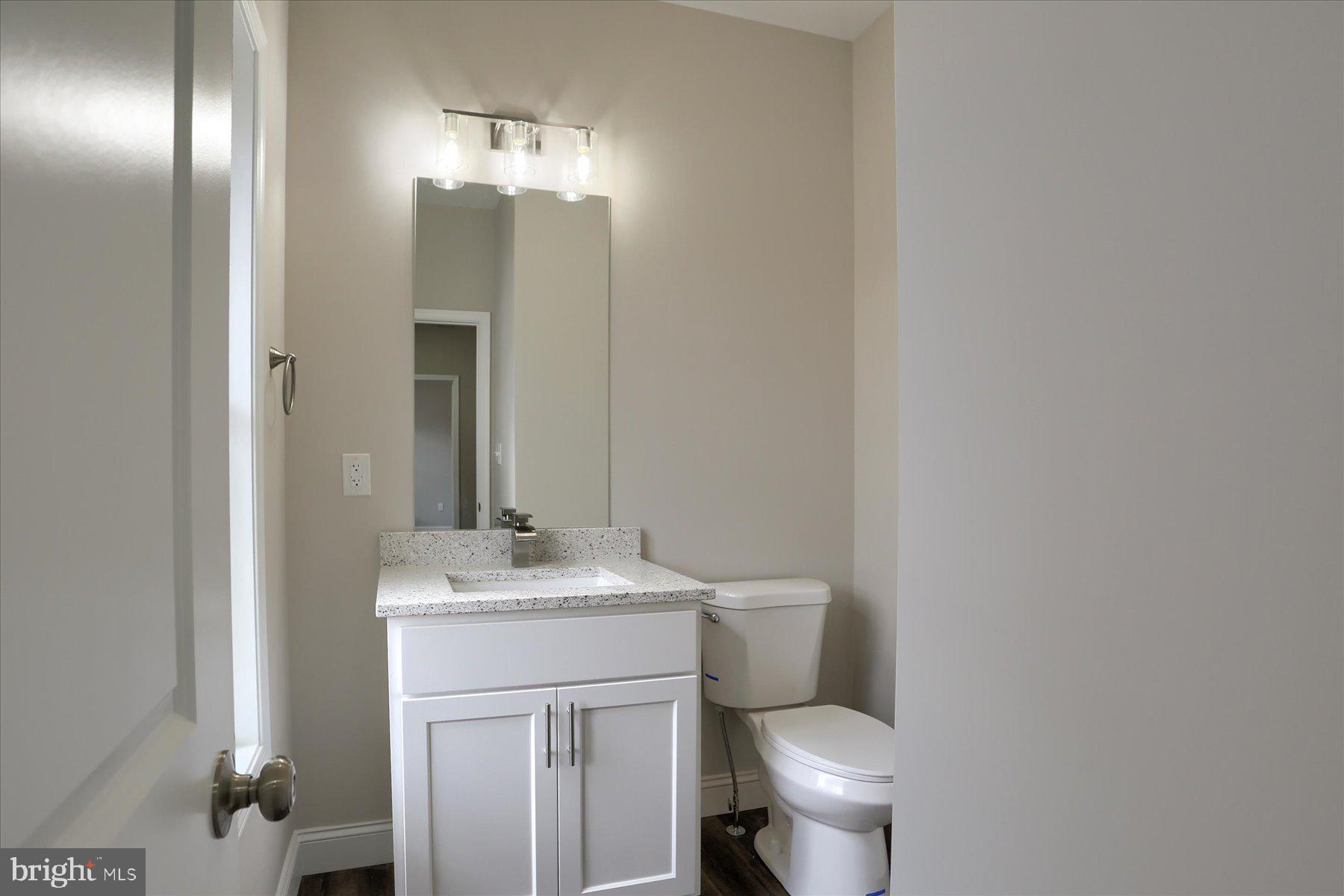 NICHOLAS MANOR - Residential