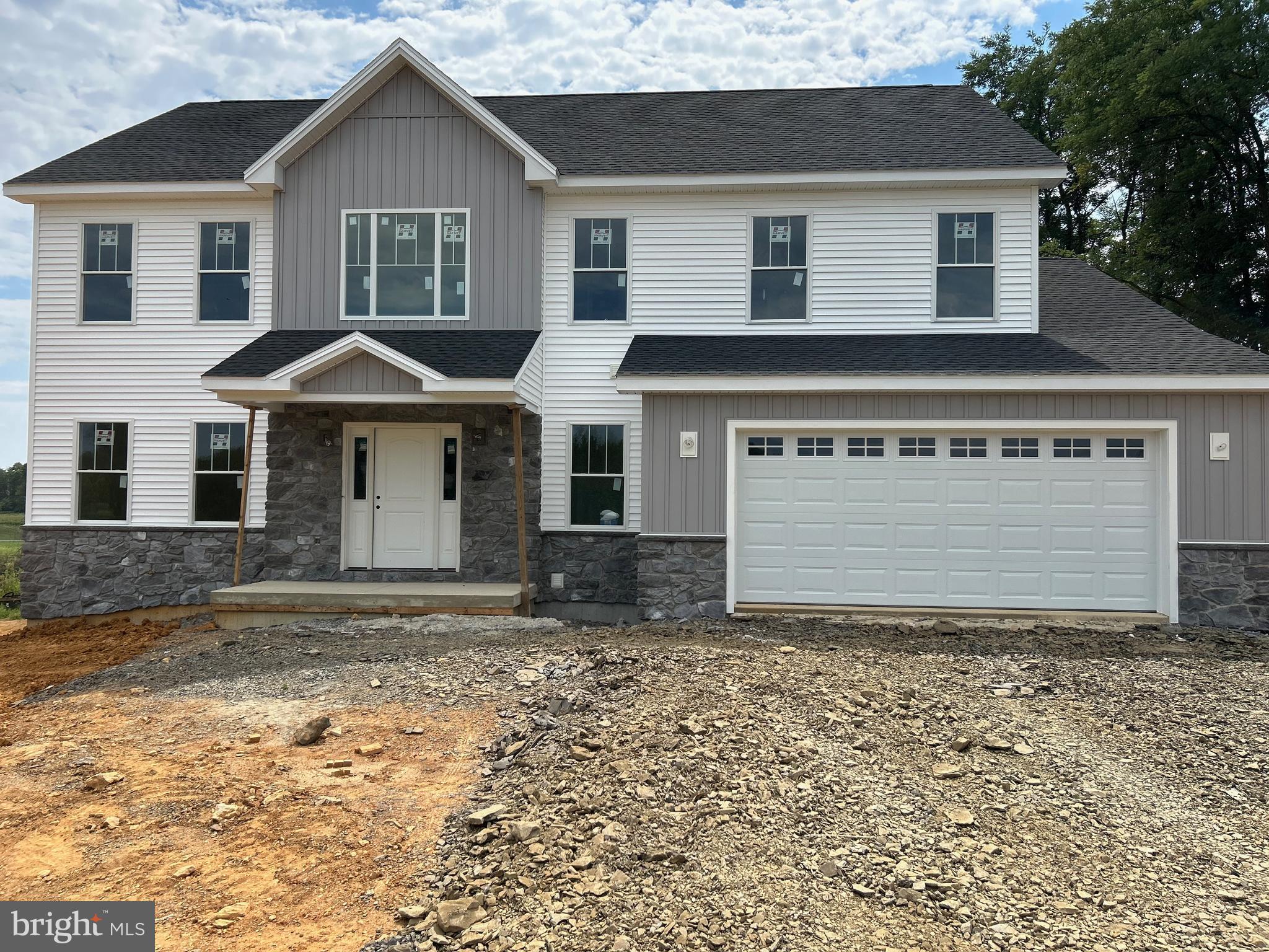 NICHOLAS MANOR - Residential