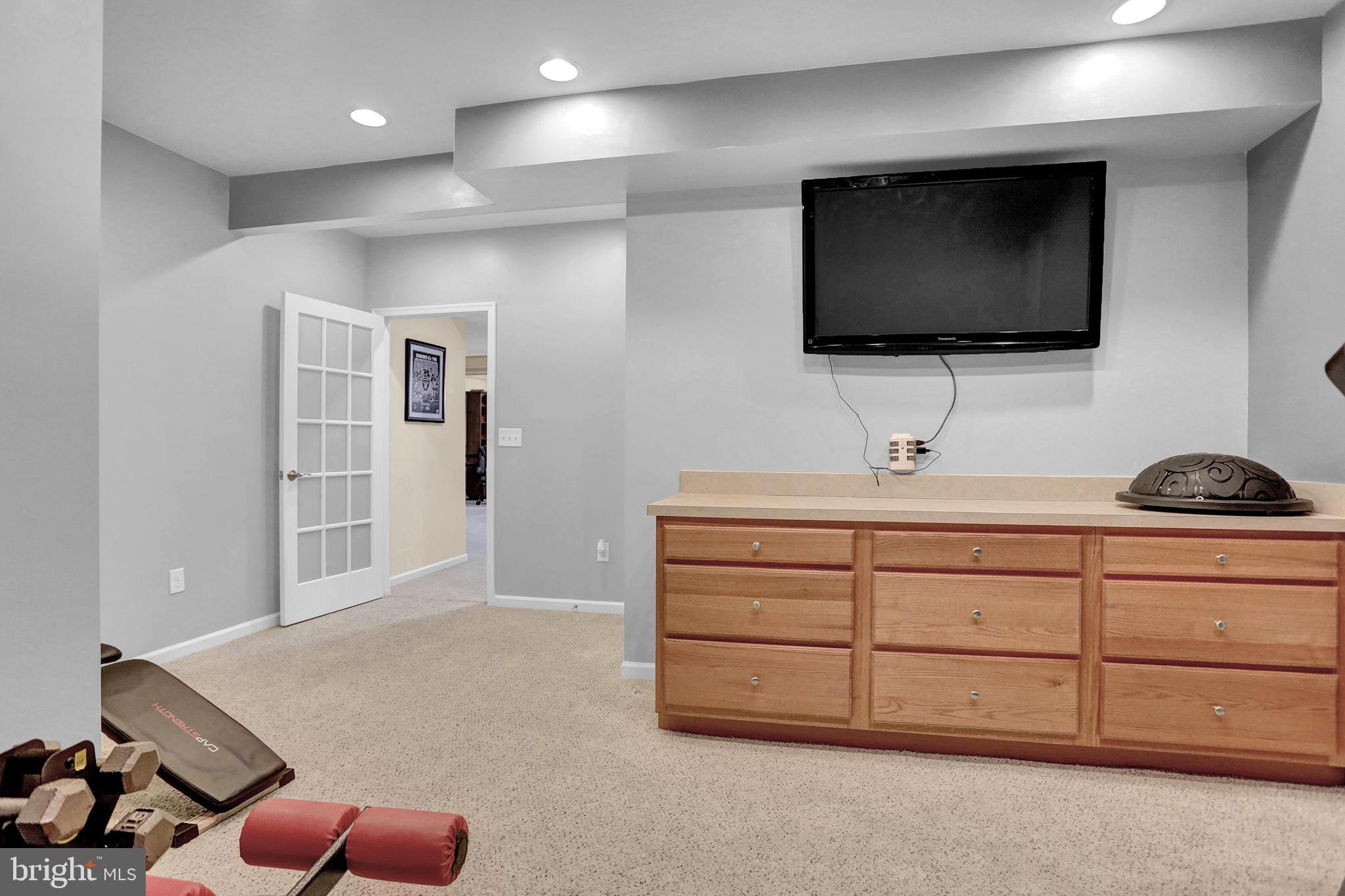 CHARLESTOWN CROSSING - Residential