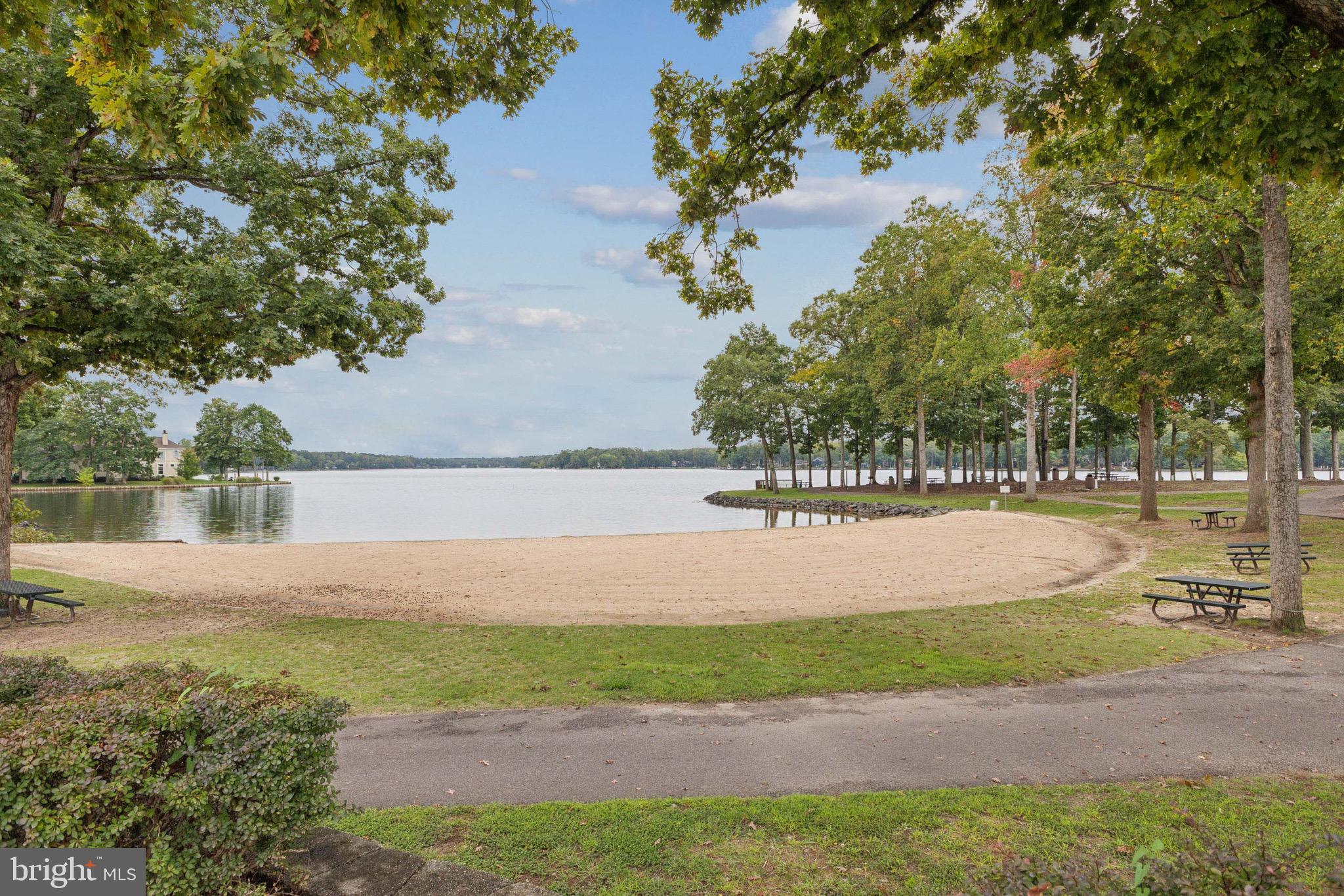 LAKE OF THE WOODS - Residential