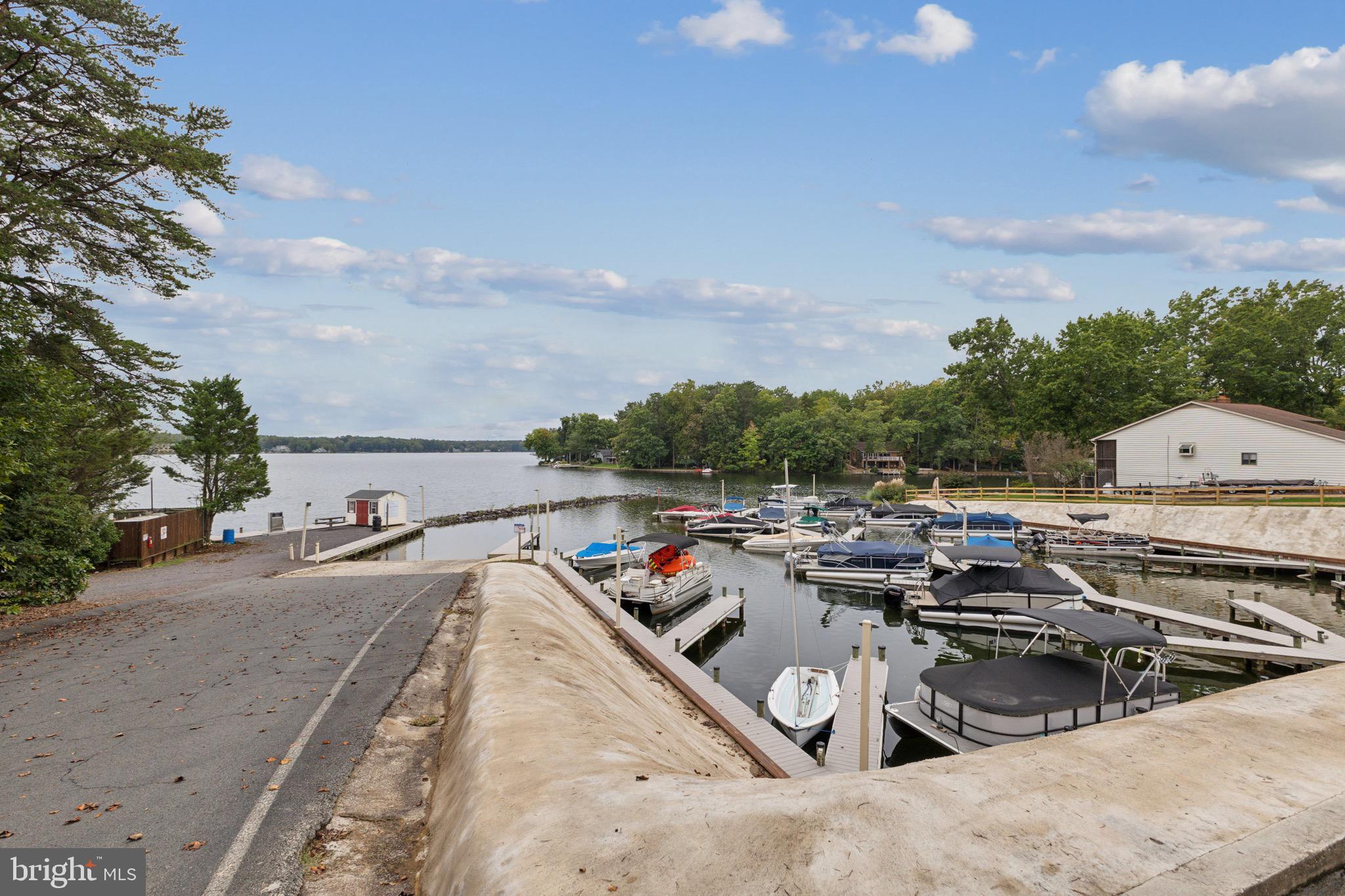 LAKE OF THE WOODS - Residential