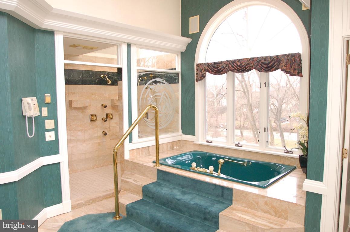 LAMPETER STRASBURG - Residential