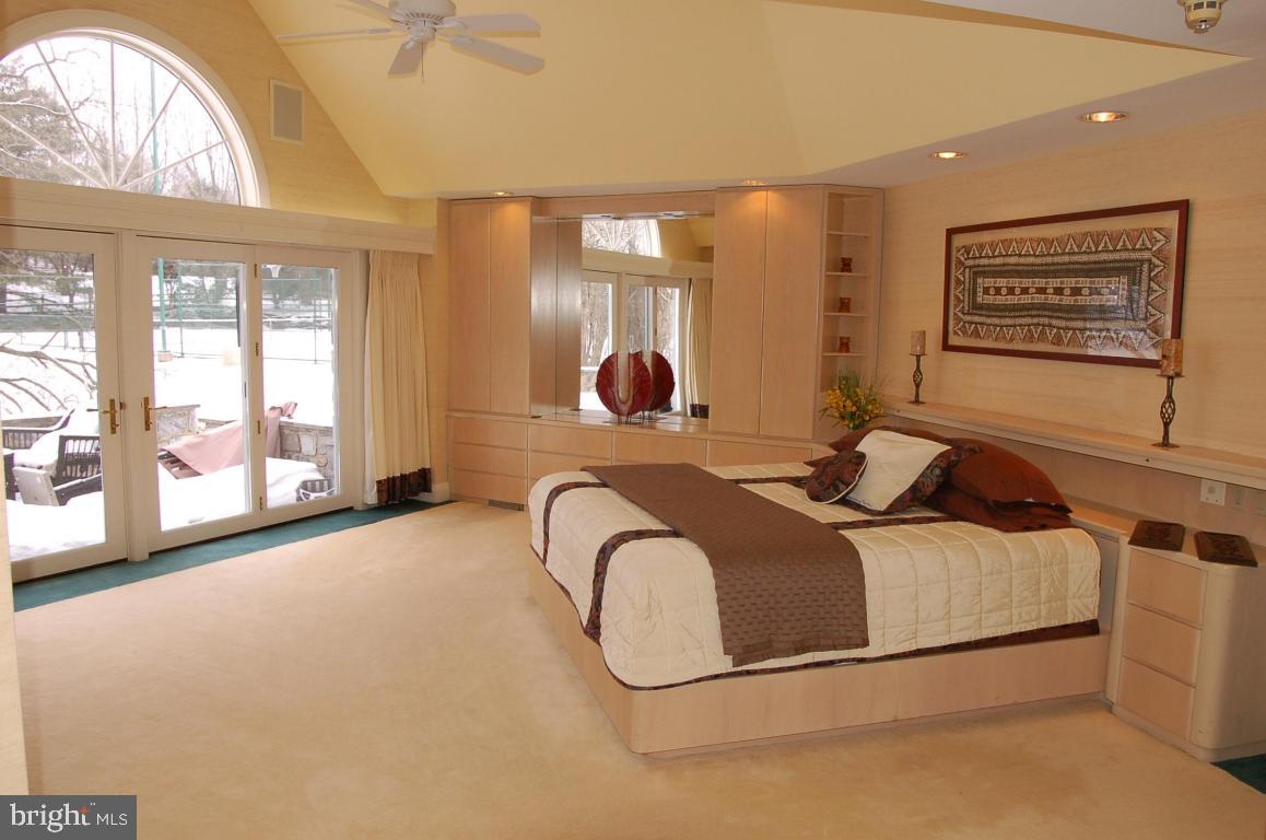 LAMPETER STRASBURG - Residential