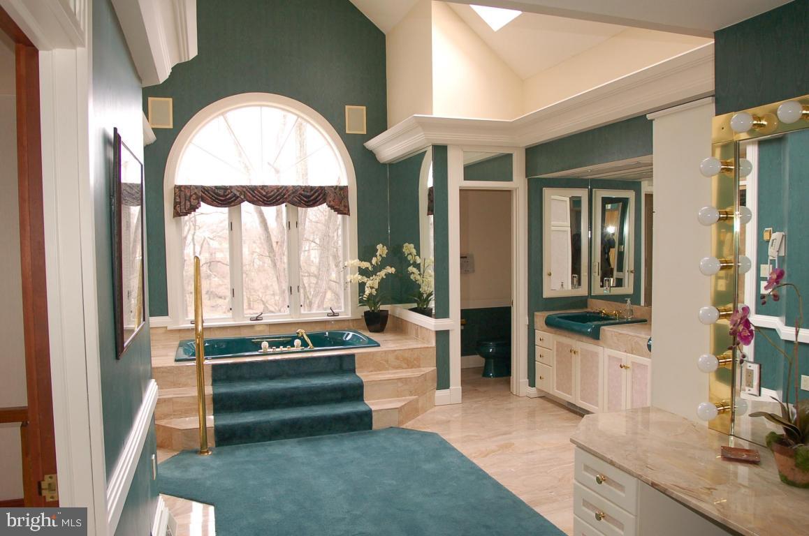 LAMPETER STRASBURG - Residential