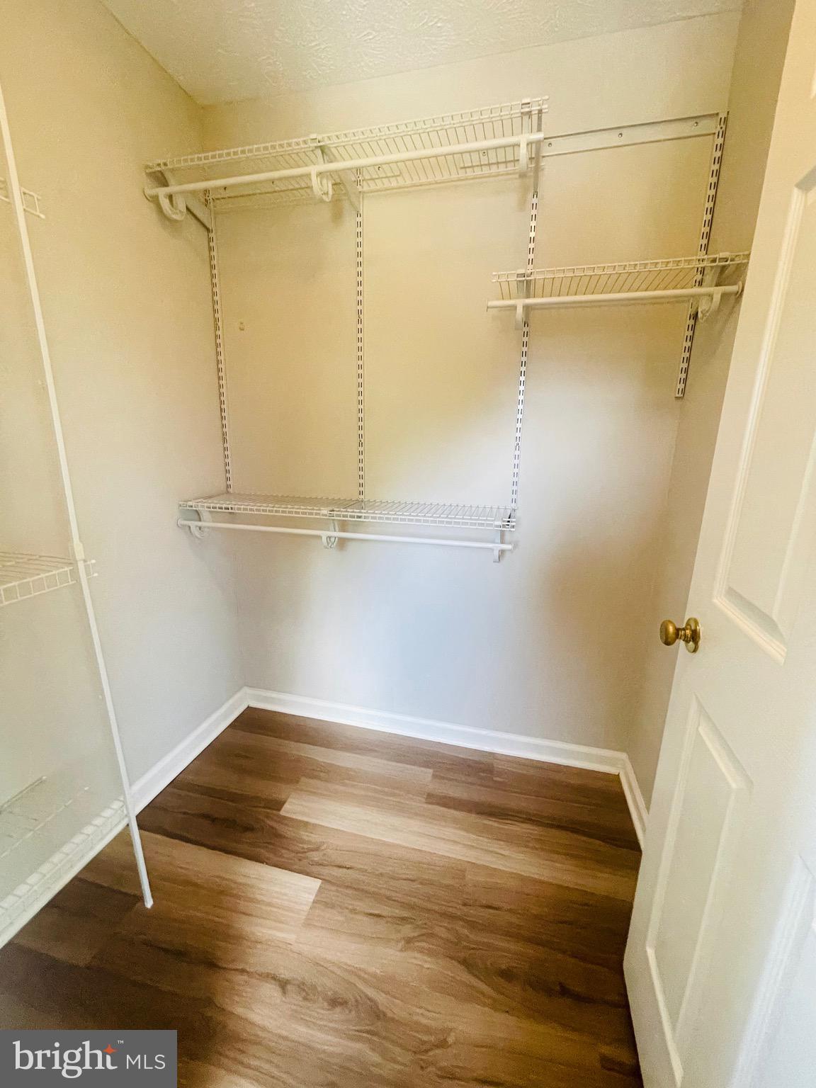 SADDLE CREEK - Residential Lease