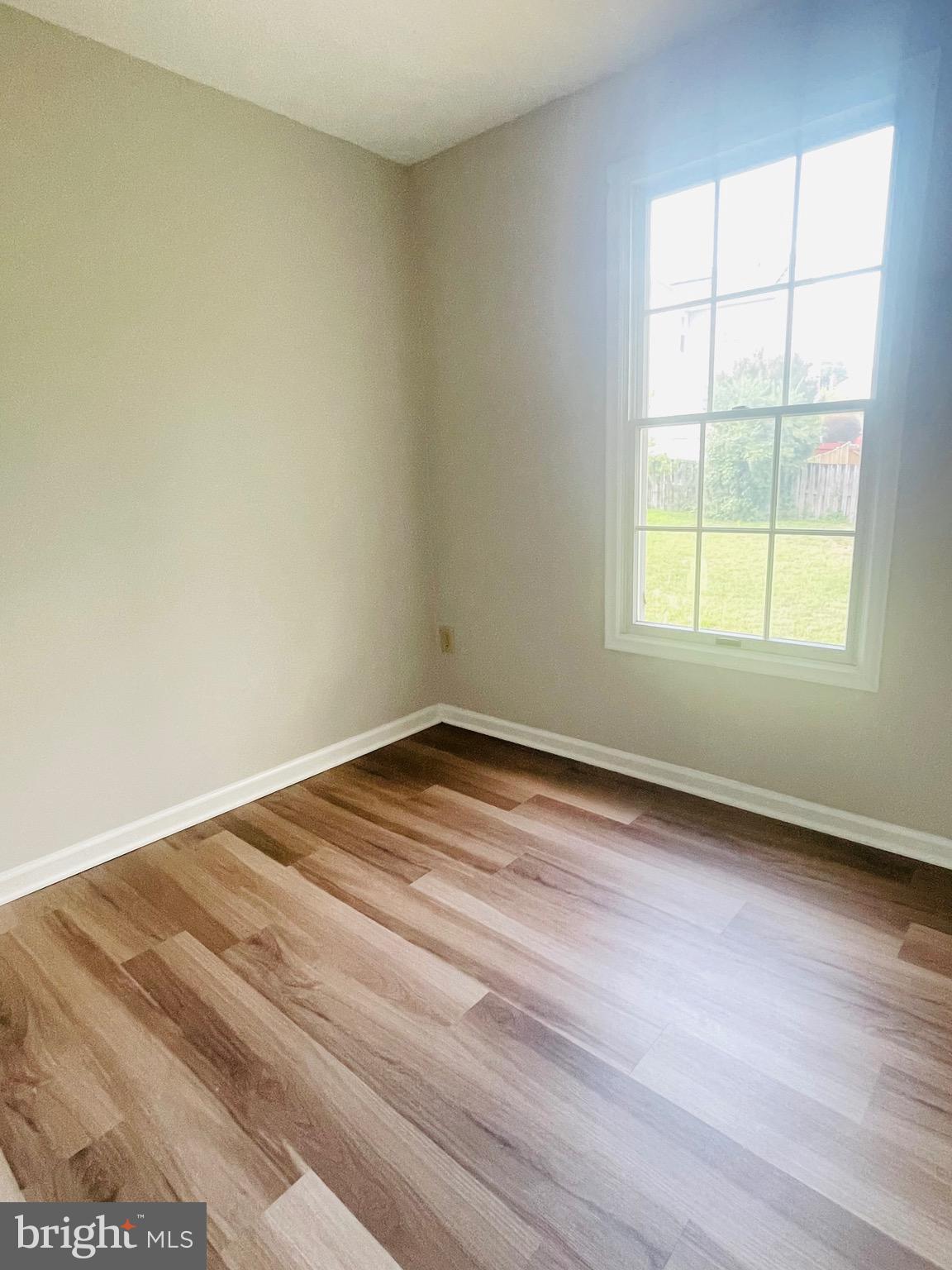 SADDLE CREEK - Residential Lease