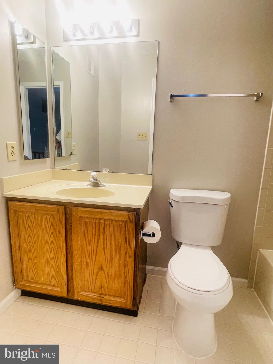 SADDLE CREEK - Residential Lease