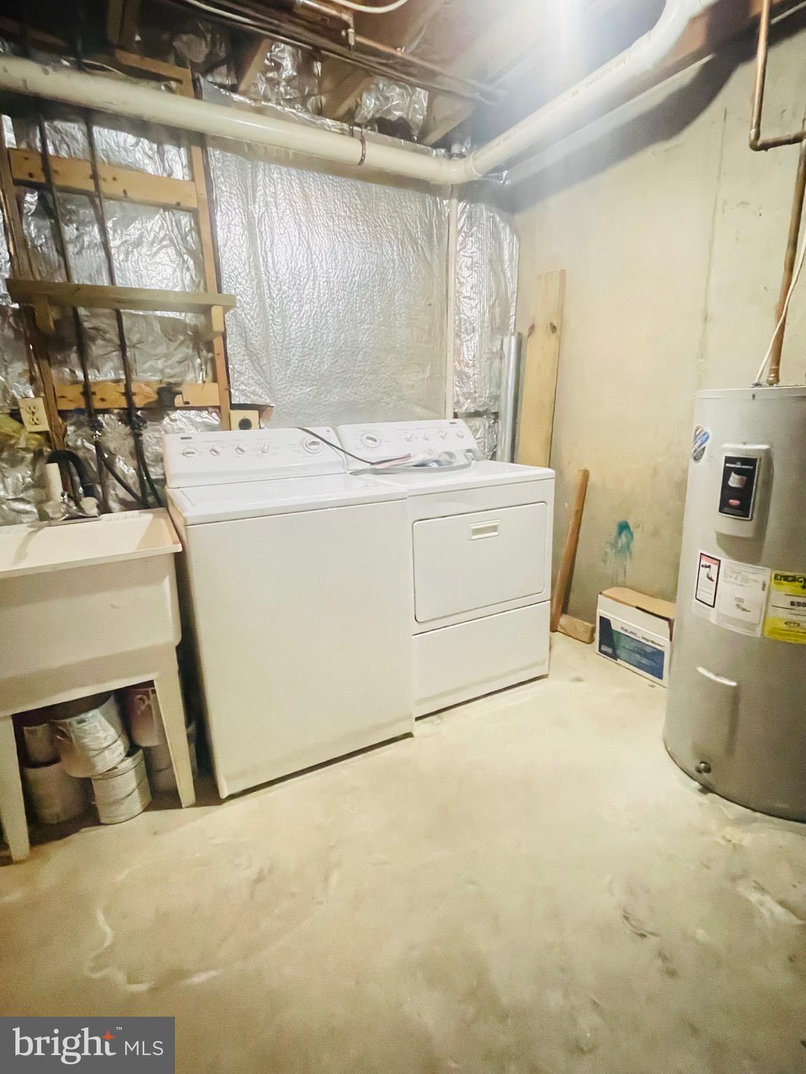 SADDLE CREEK - Residential Lease