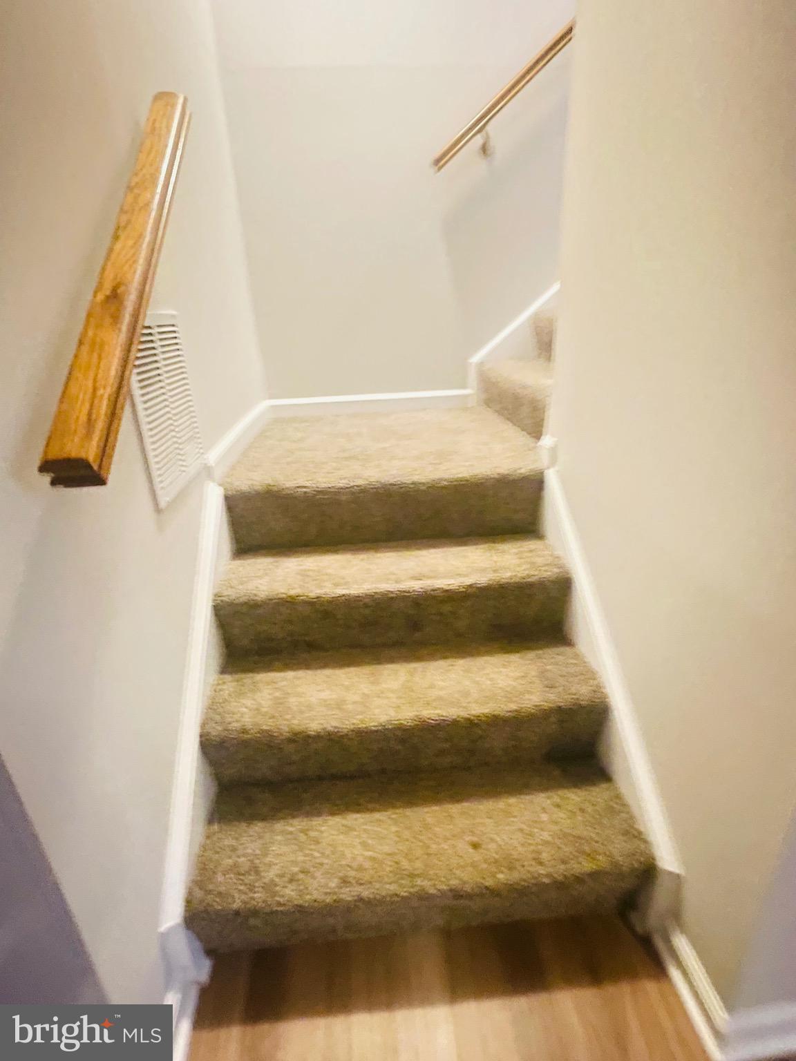 SADDLE CREEK - Residential Lease