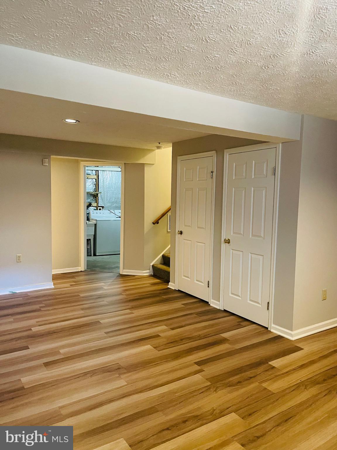 SADDLE CREEK - Residential Lease