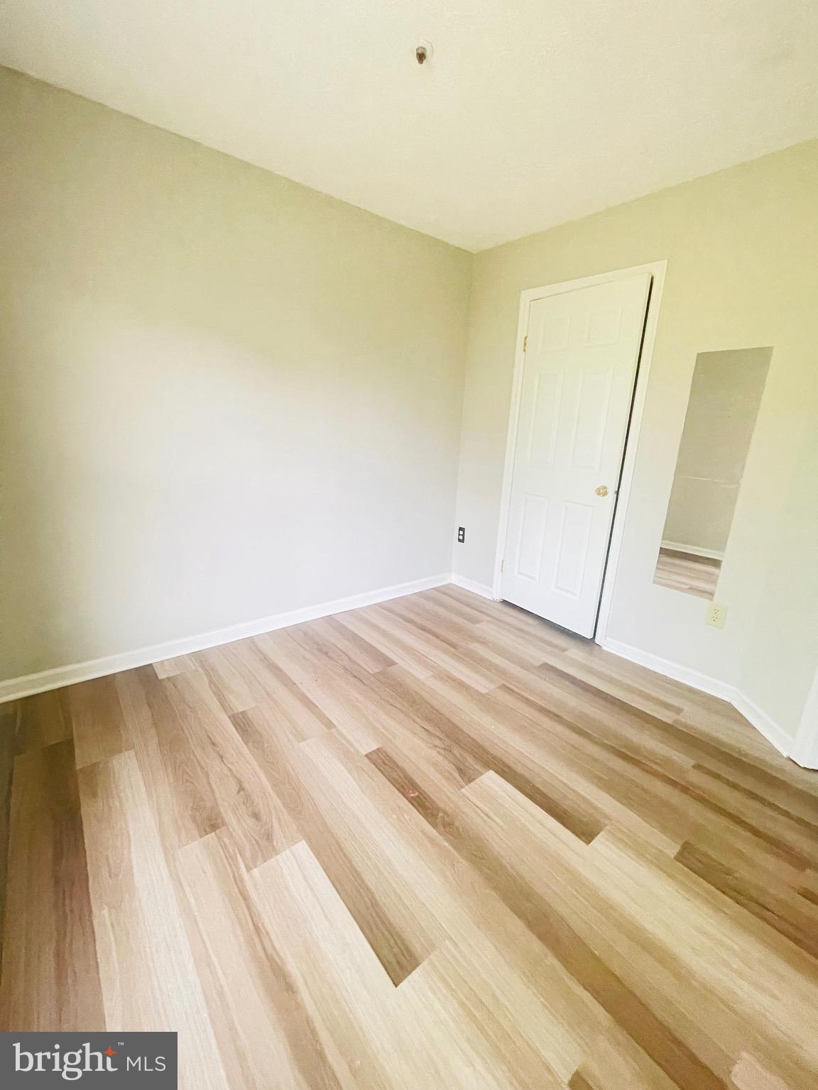 SADDLE CREEK - Residential Lease