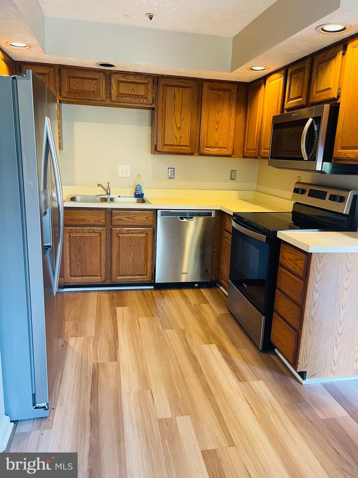 SADDLE CREEK - Residential Lease