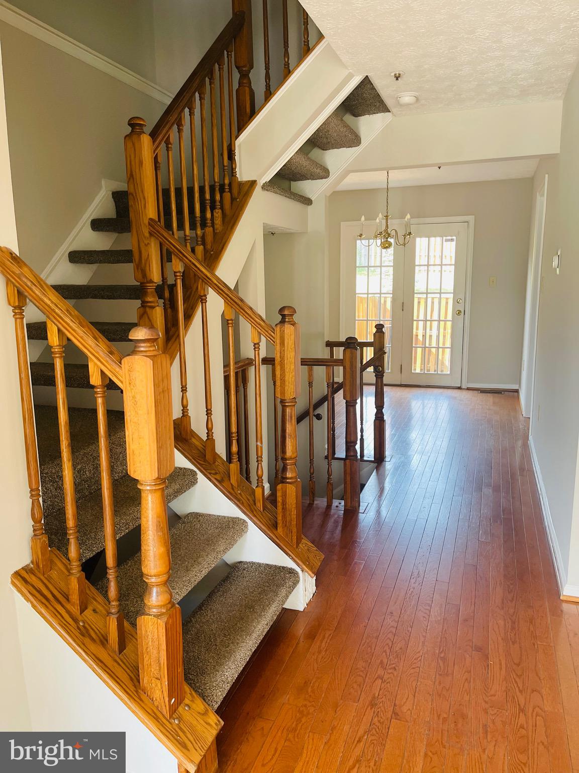 SADDLE CREEK - Residential Lease