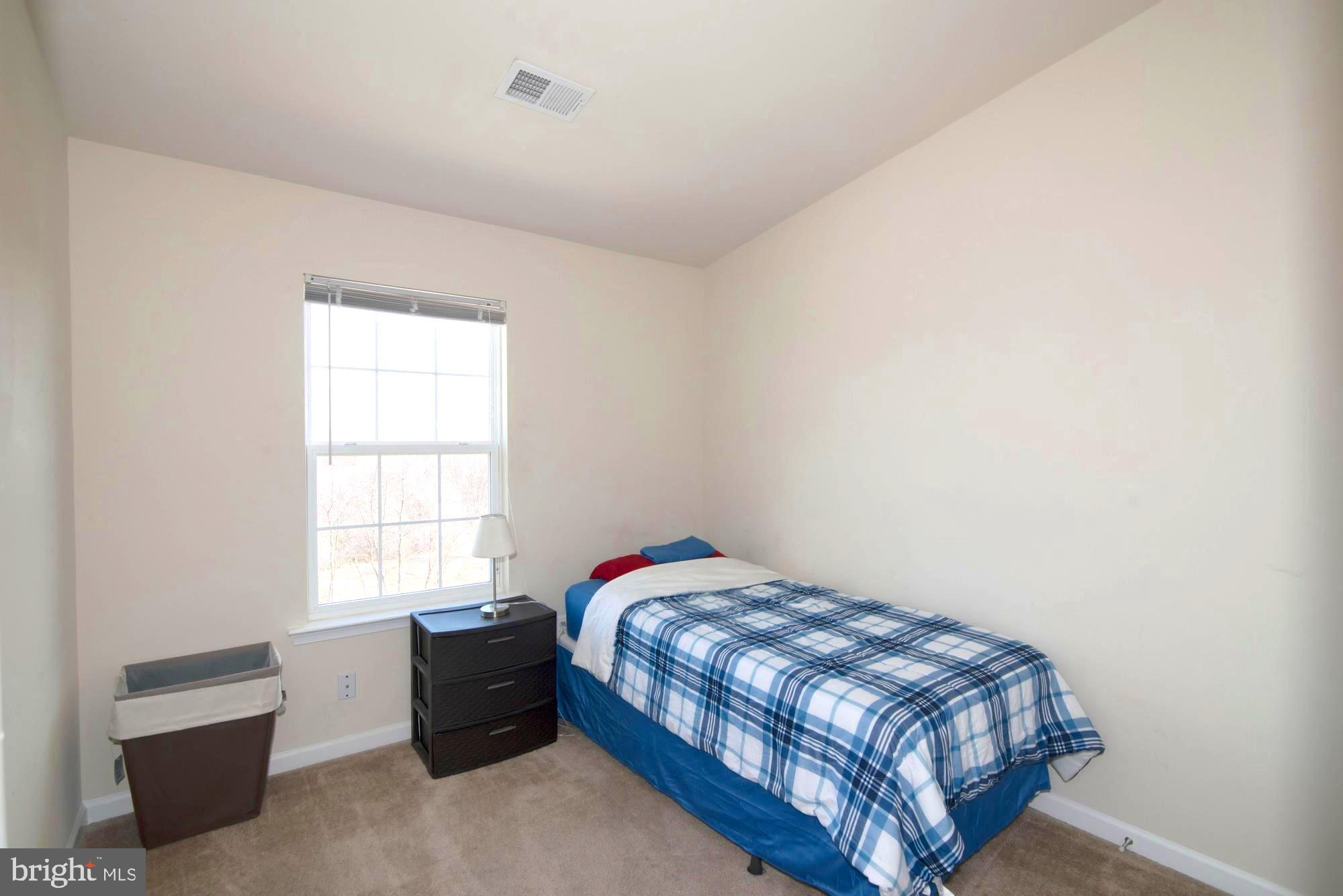 LAKELAND PLACE - Residential