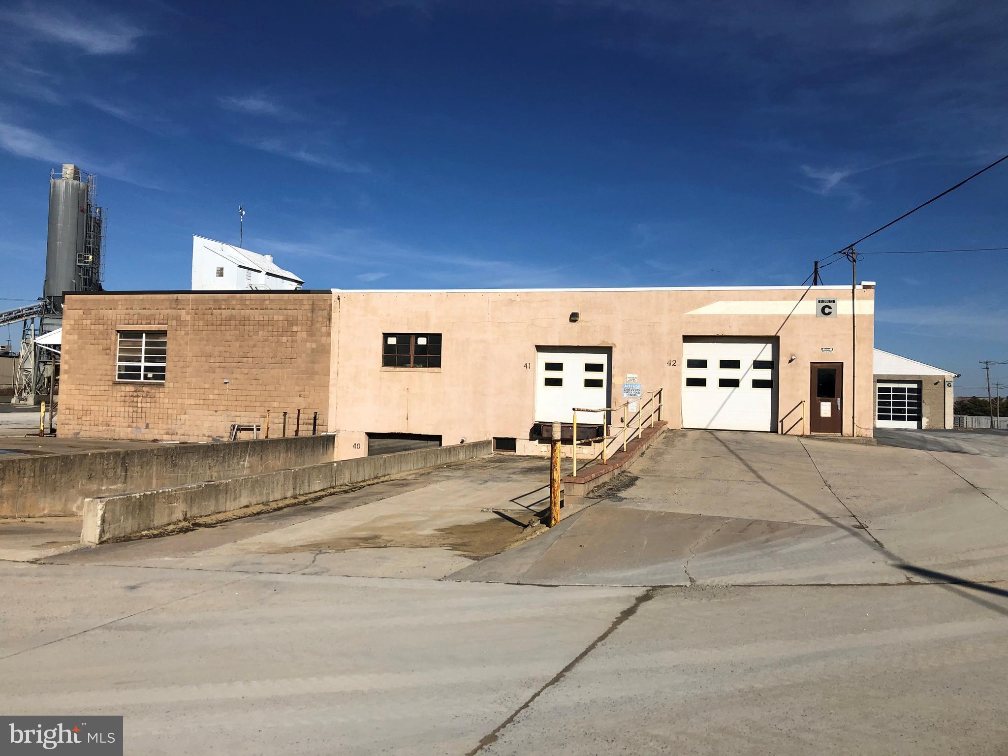 - Commercial Lease