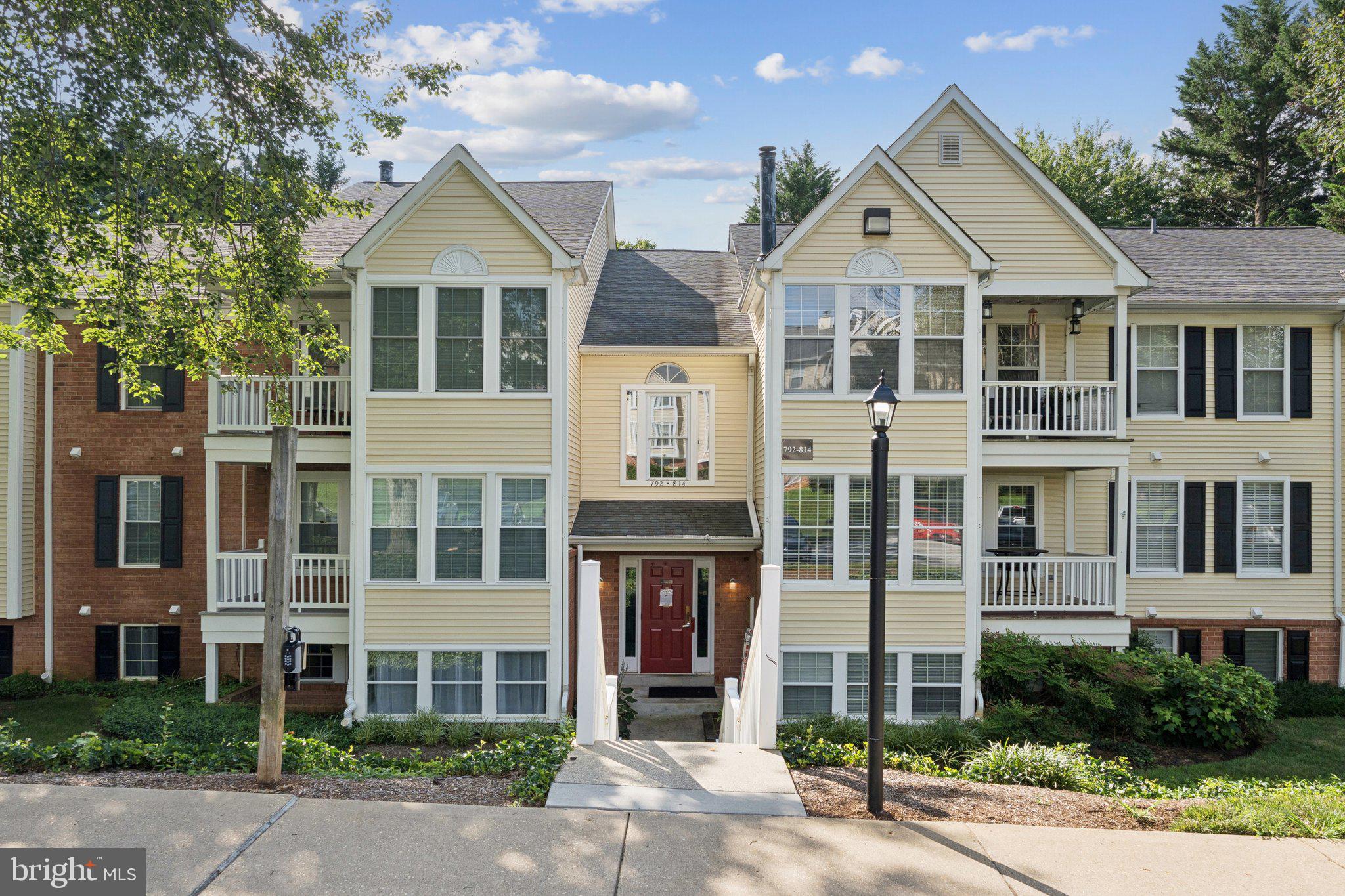 Welcome to easy living on the Broadneck Peninsula! This top-floor condo offers comfort, style, and convenience with a bright open floor plan and soaring vaulted ceilings that create an airy, spacious feel. The living room is anchored by a cozy fireplace and opens to a private balcony—perfect for morning coffee or unwinding at sunset. The kitchen and sunroom offer a nice prep and dining area to enjoy meals and relax.
Enjoy the best of both comfort and location, with nearby shopping, restaurants, and everyday conveniences just moments away. Take advantage of the scenic walking paths, community sidewalks, and lush green spaces, or explore nearby county parks for even more outdoor recreation. Whether you’re commuting, downsizing, or just starting out, this condo offers a low-maintenance lifestyle in one of the most desirable areas on the peninsula.