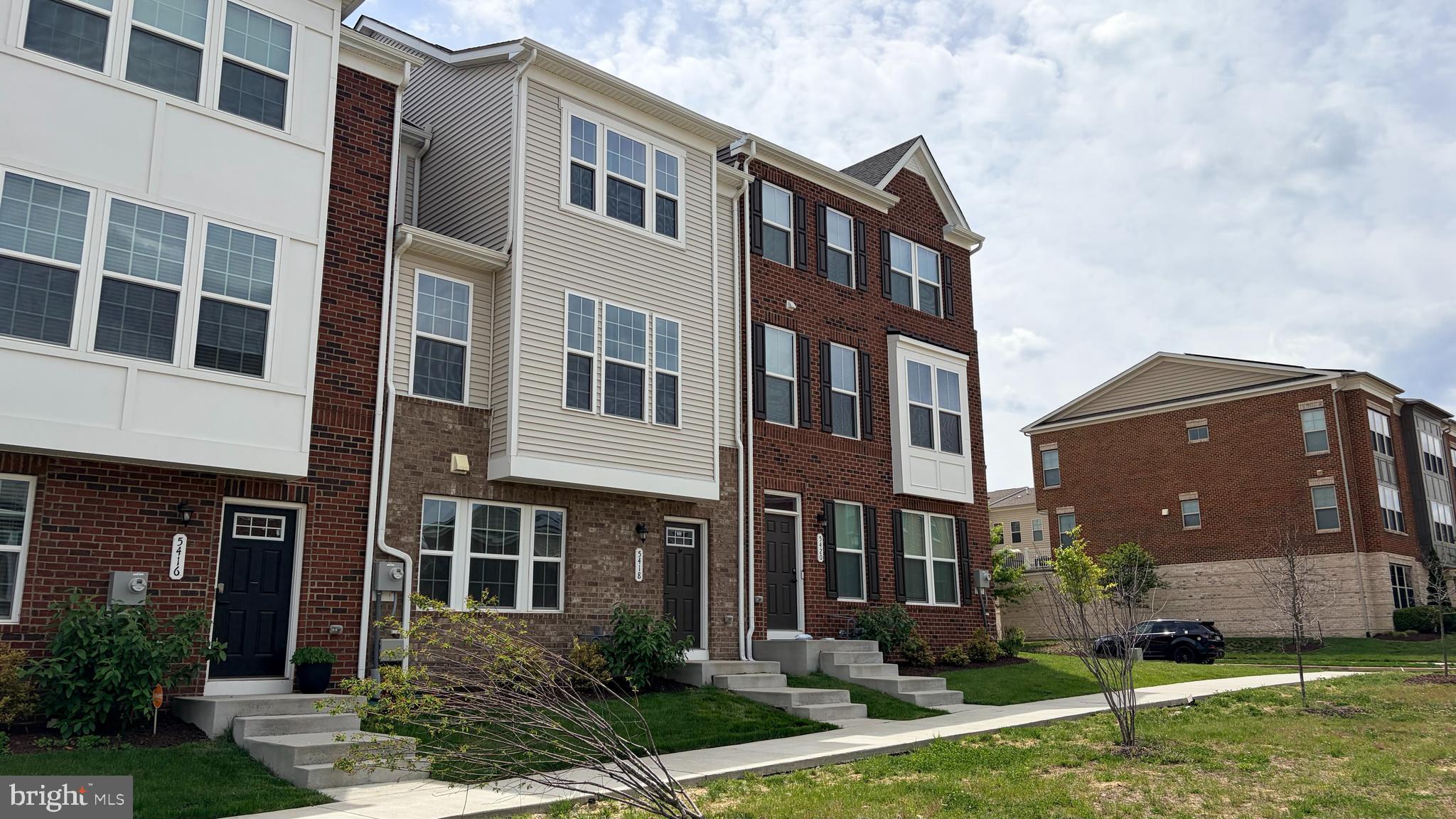 5418 MANOR PARK DRIVE