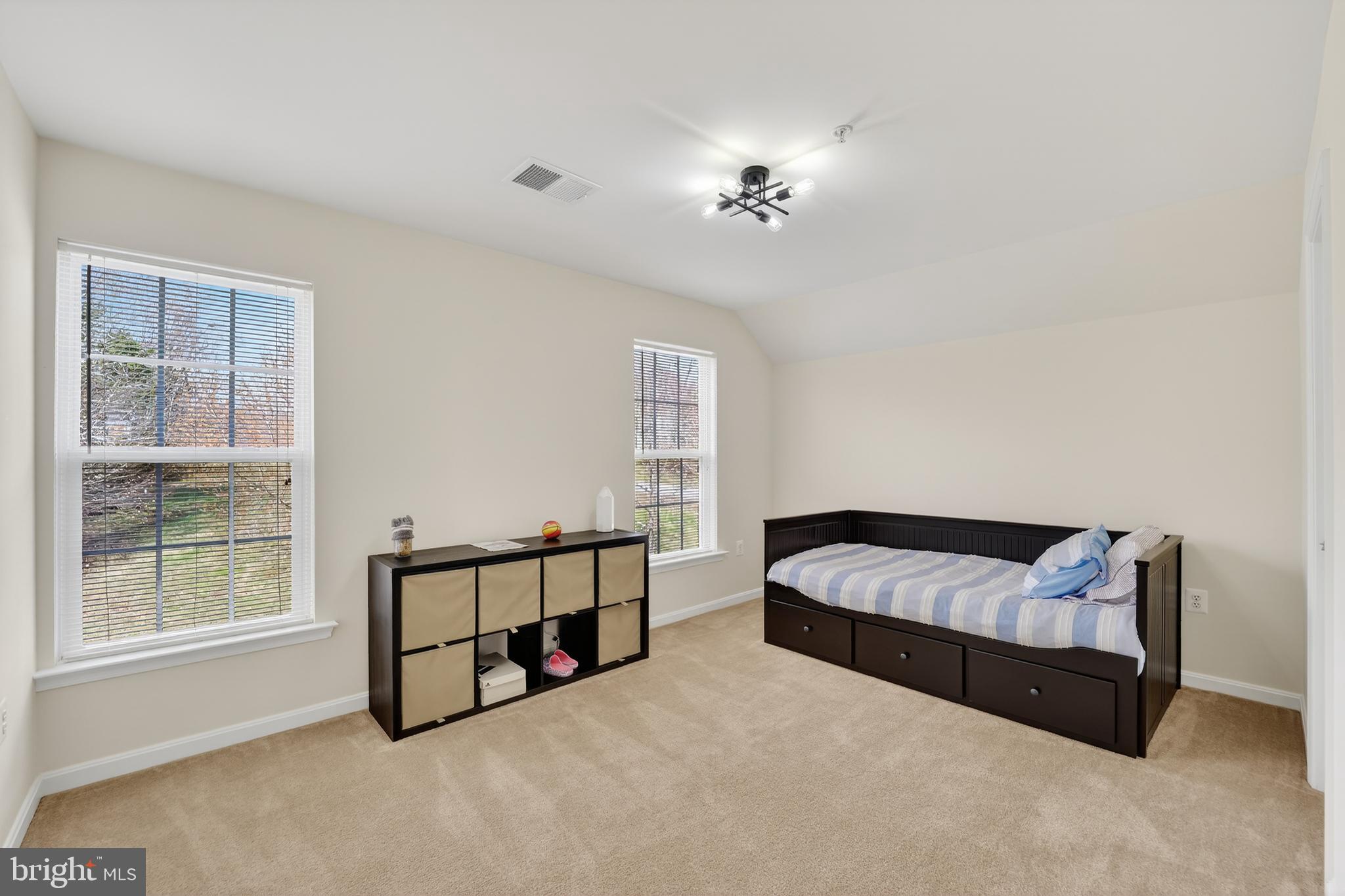 CEDAR FARMS - Residential