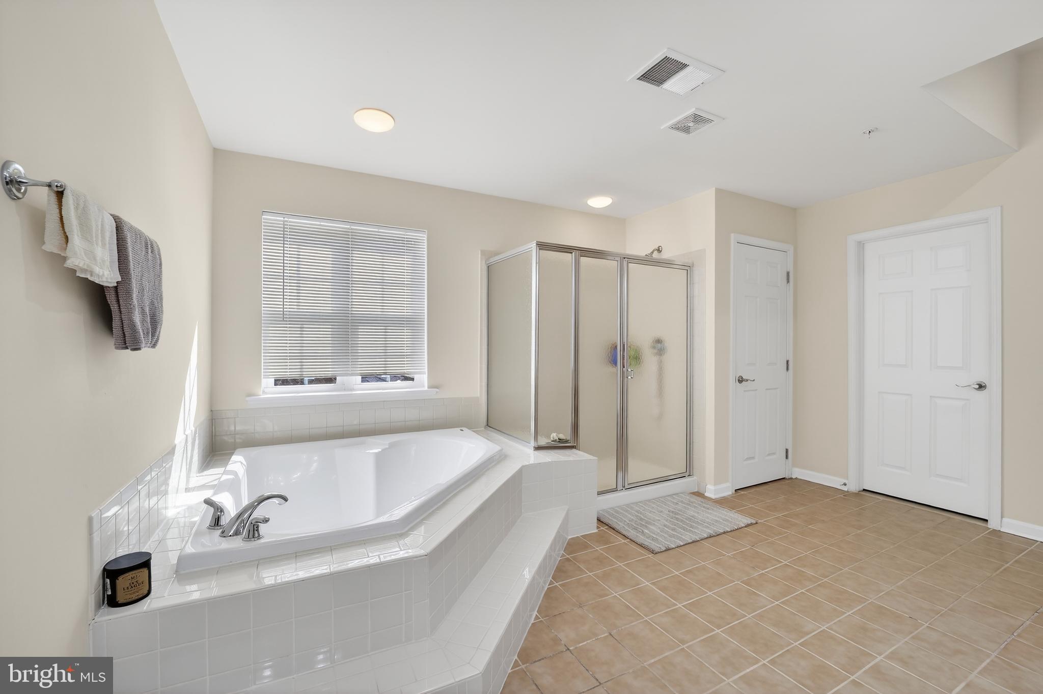 CEDAR FARMS - Residential