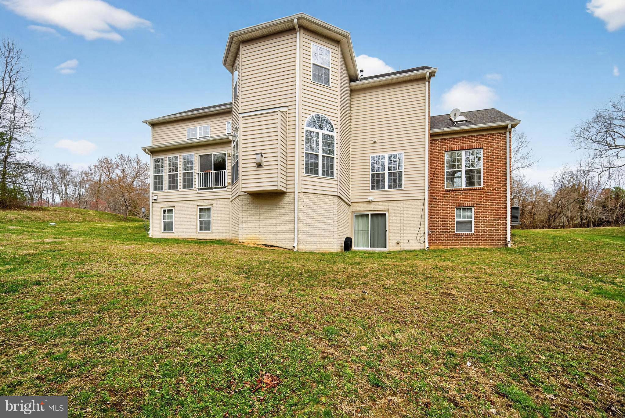 CEDAR FARMS - Residential