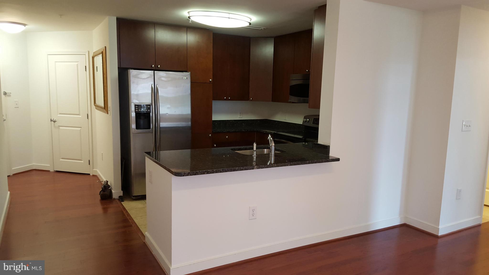 ONE NATIONAL HARBOR CONDOMINIUM - Residential Lease