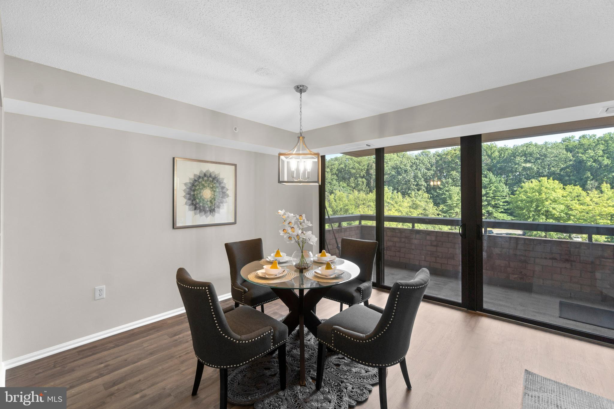 RENAISSANCE - Residential