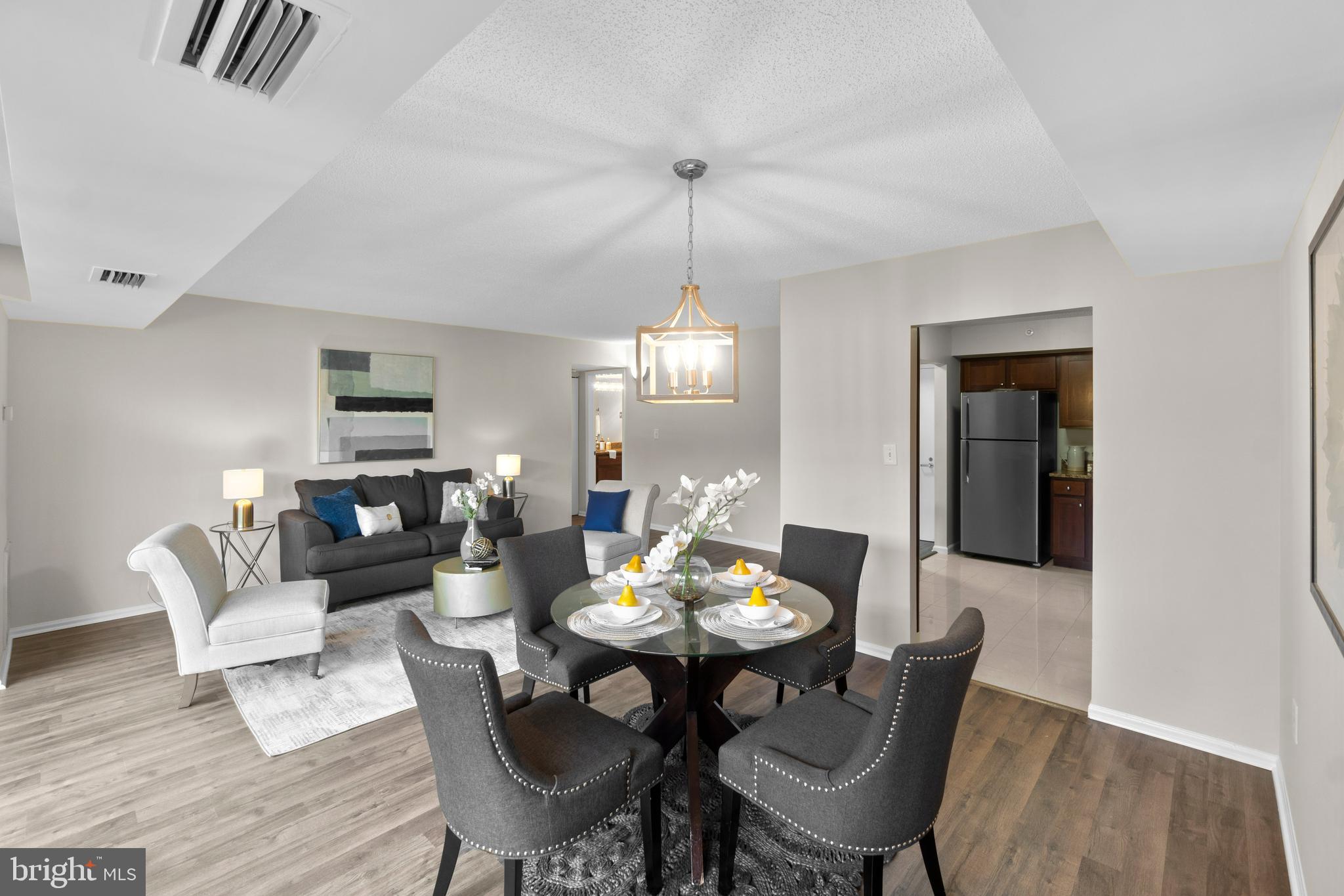 RENAISSANCE - Residential