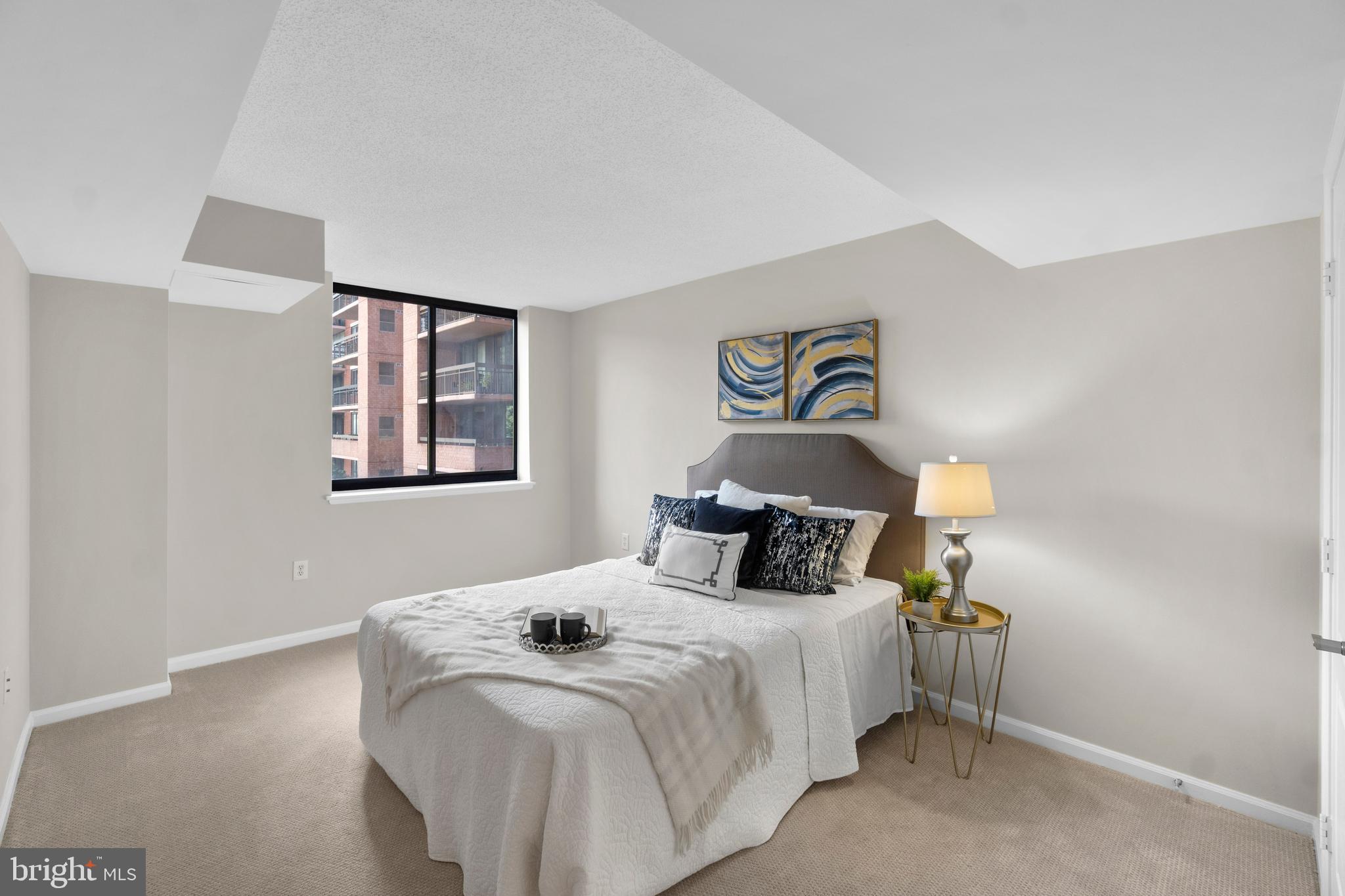 RENAISSANCE - Residential