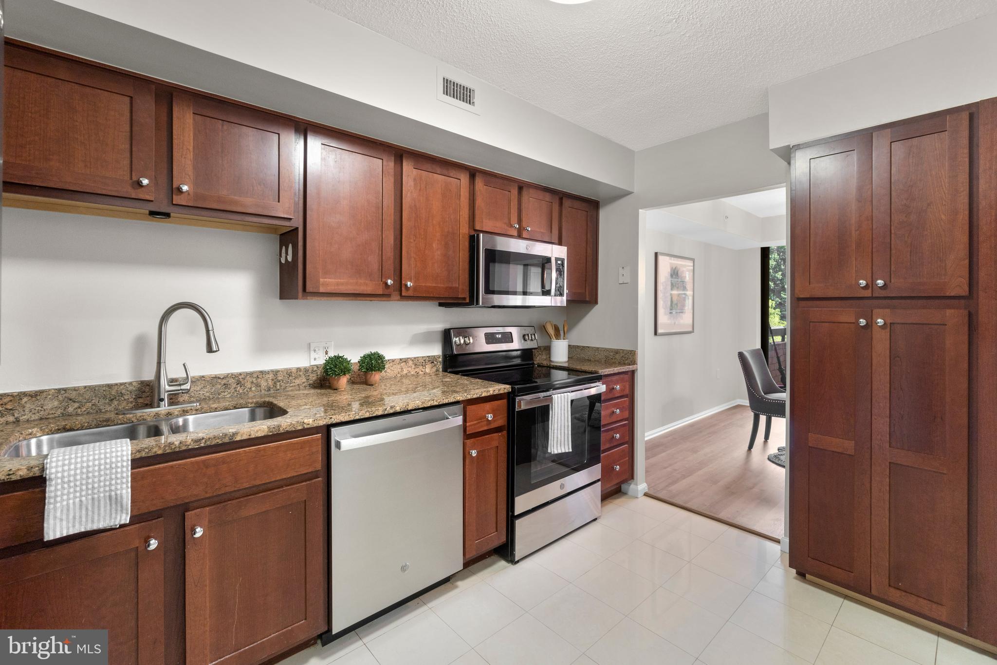 RENAISSANCE - Residential