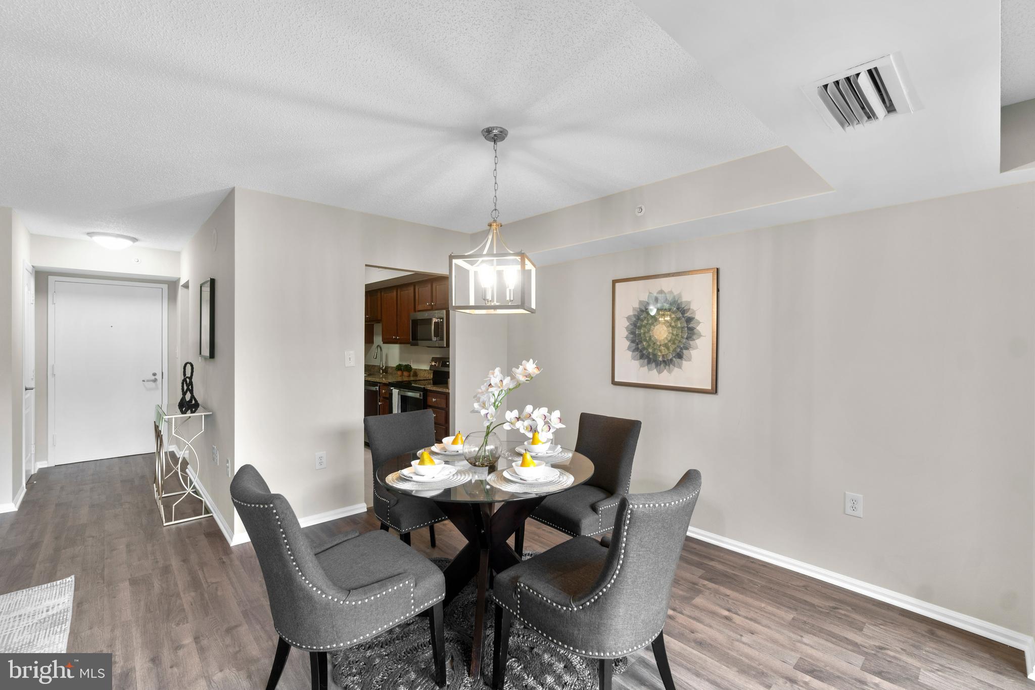 RENAISSANCE - Residential