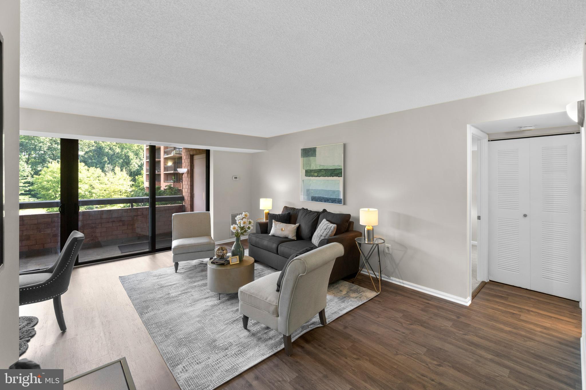 RENAISSANCE - Residential