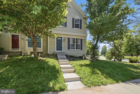 Photo of 7800 Rebel Walk Drive, MANASSAS, VA 20109 (MLS # VAPW2120004)