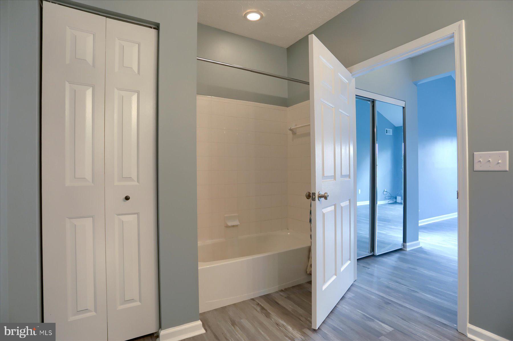 DEVONSHIRE AT WHITEMARSH - Residential