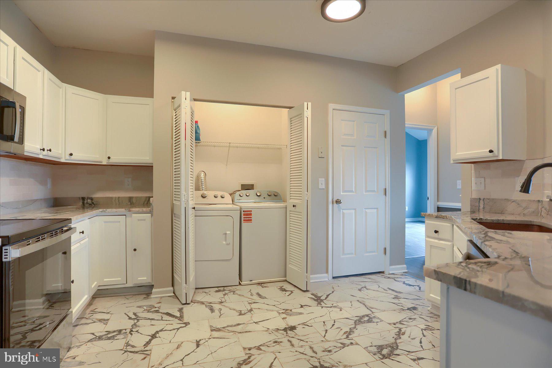 DEVONSHIRE AT WHITEMARSH - Residential