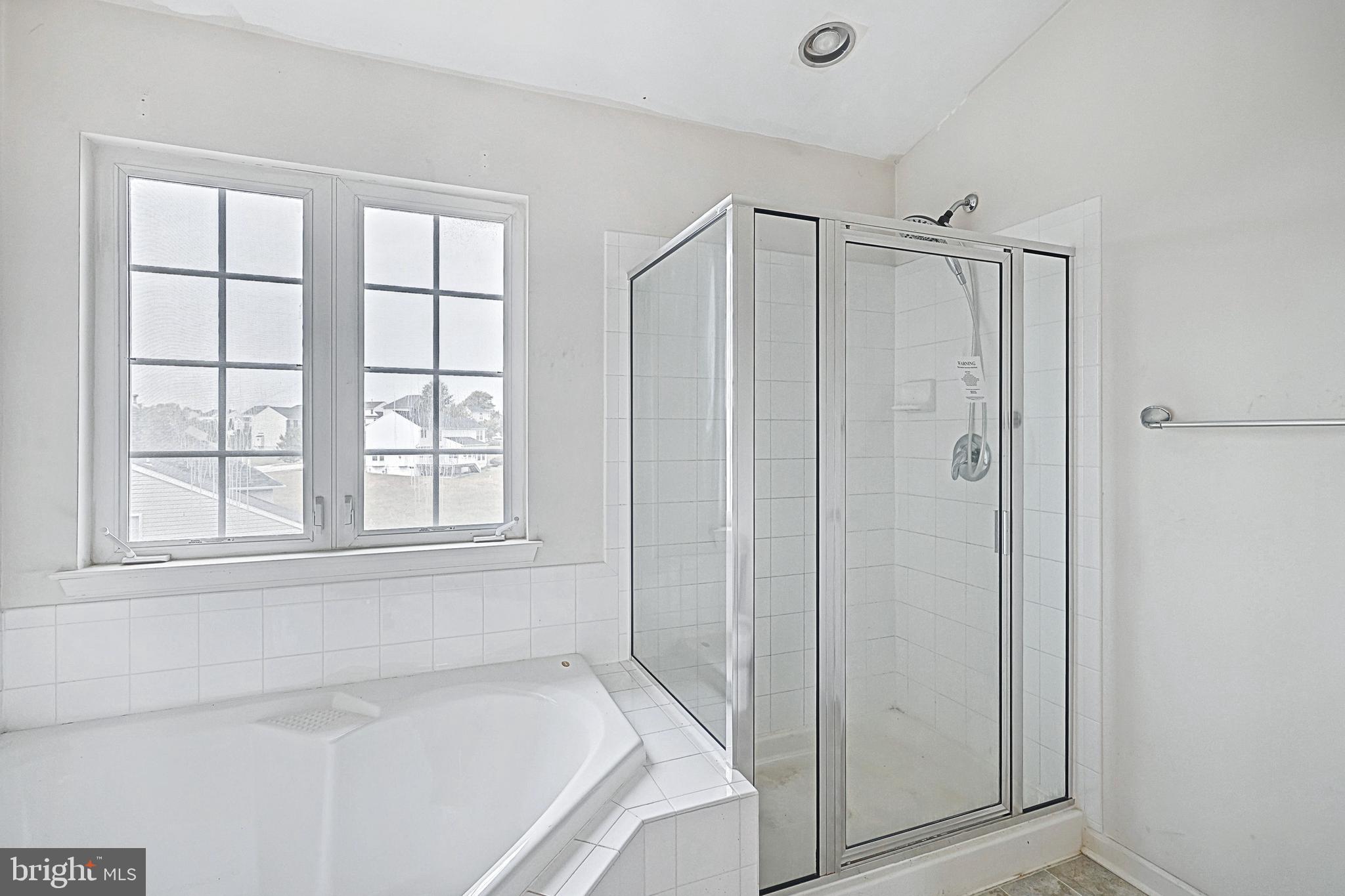 SOUTH POINTE - Residential