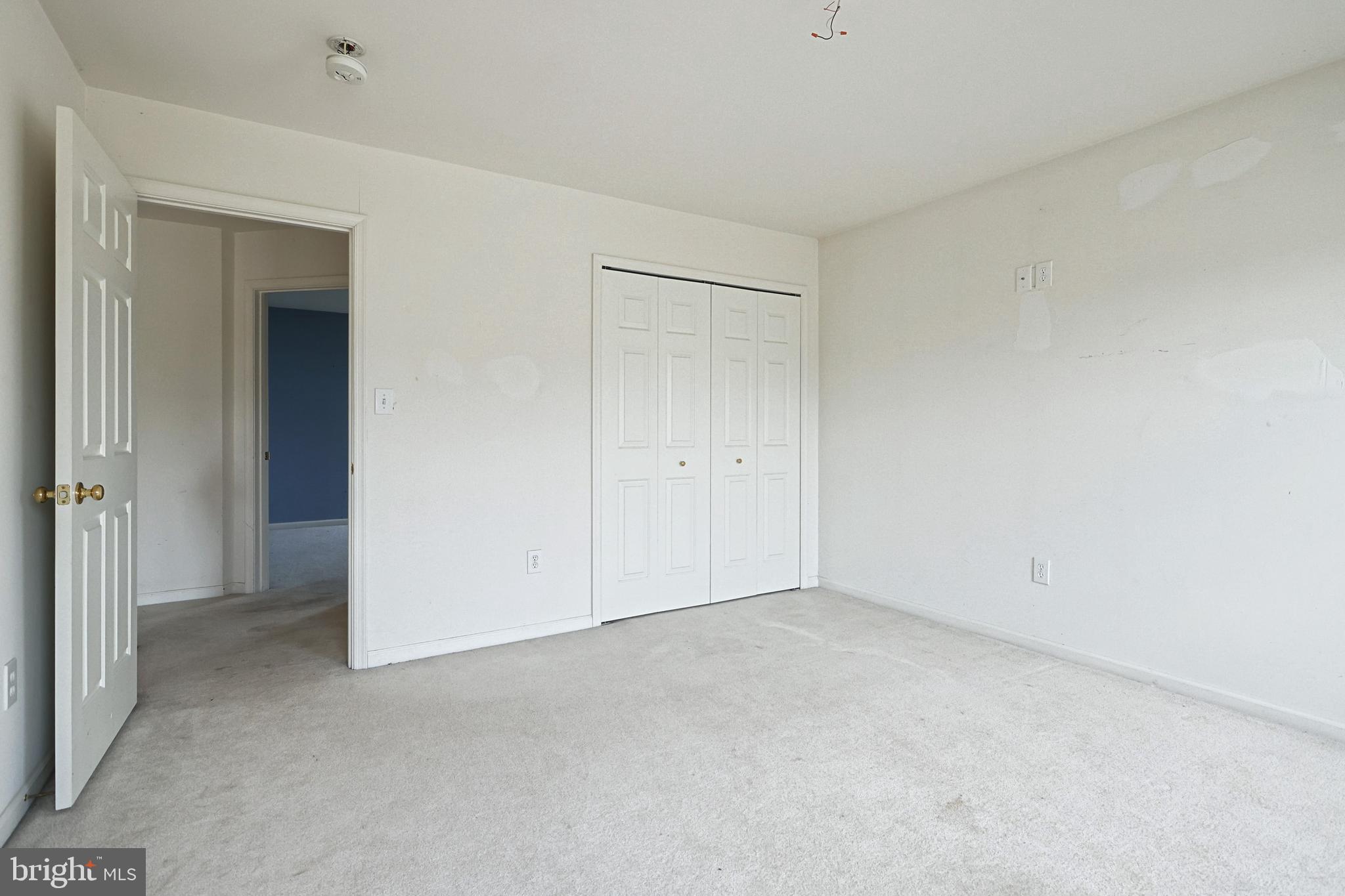 SOUTH POINTE - Residential