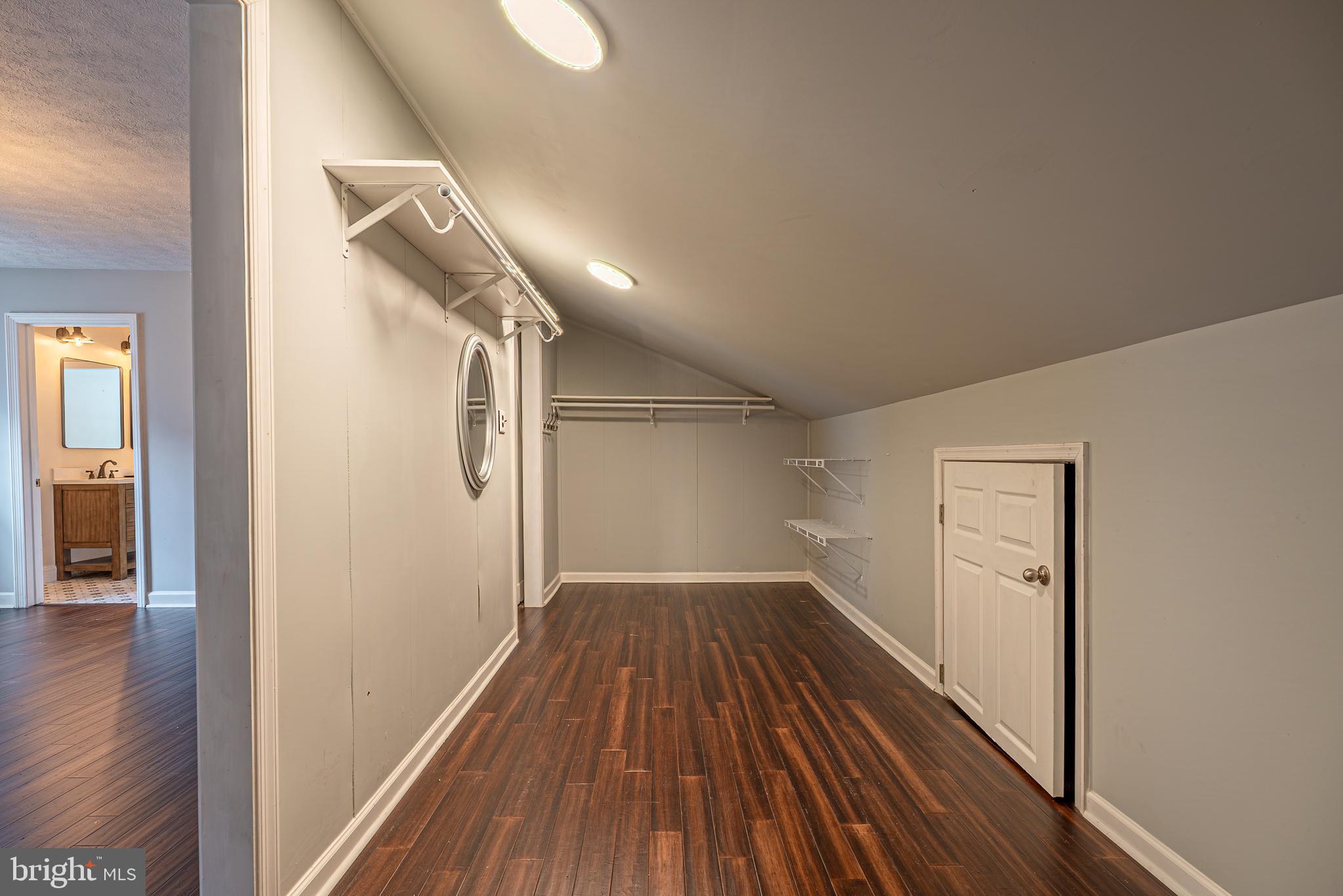 BEL AIR - Residential